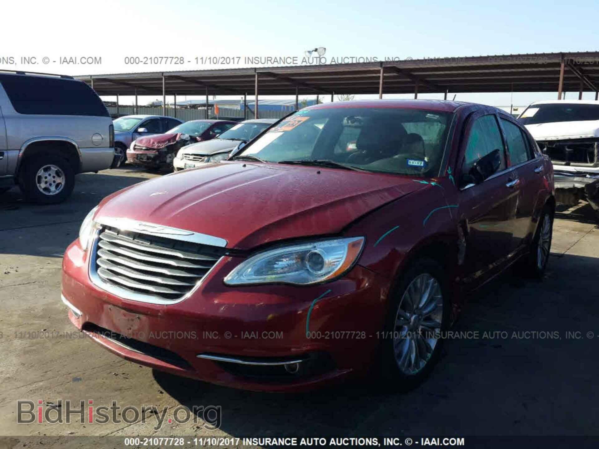2012 Chrysler 200 - VIN: 1C3CCBCB8CN208703 - Фото 2