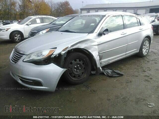 2012 Chrysler 200 - VIN: 1C3CCBAB7CN273013 - Фото 2