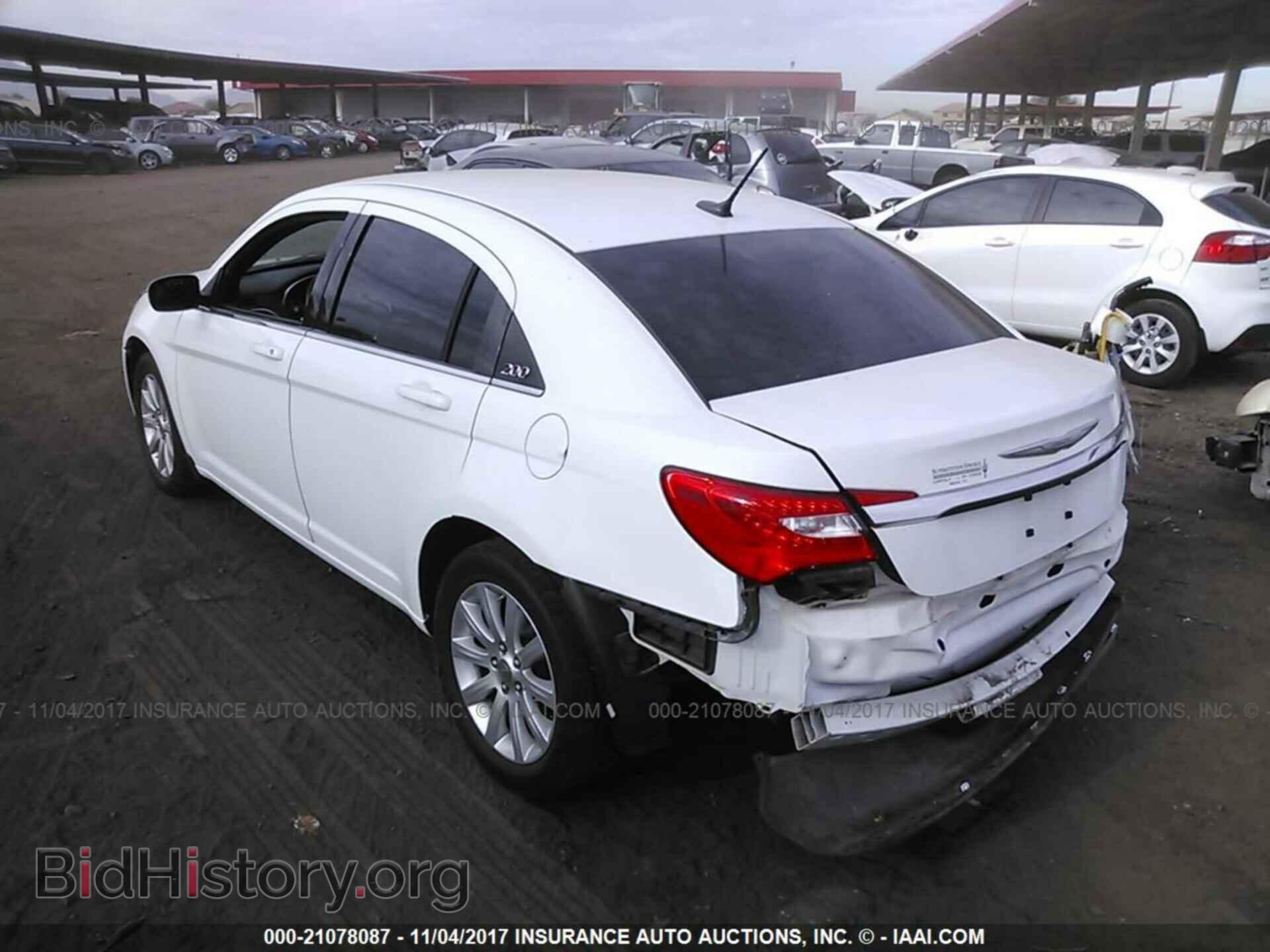 2013 Chrysler 200 - VIN: 1C3CCBBB9DN652854 - Фото 3
