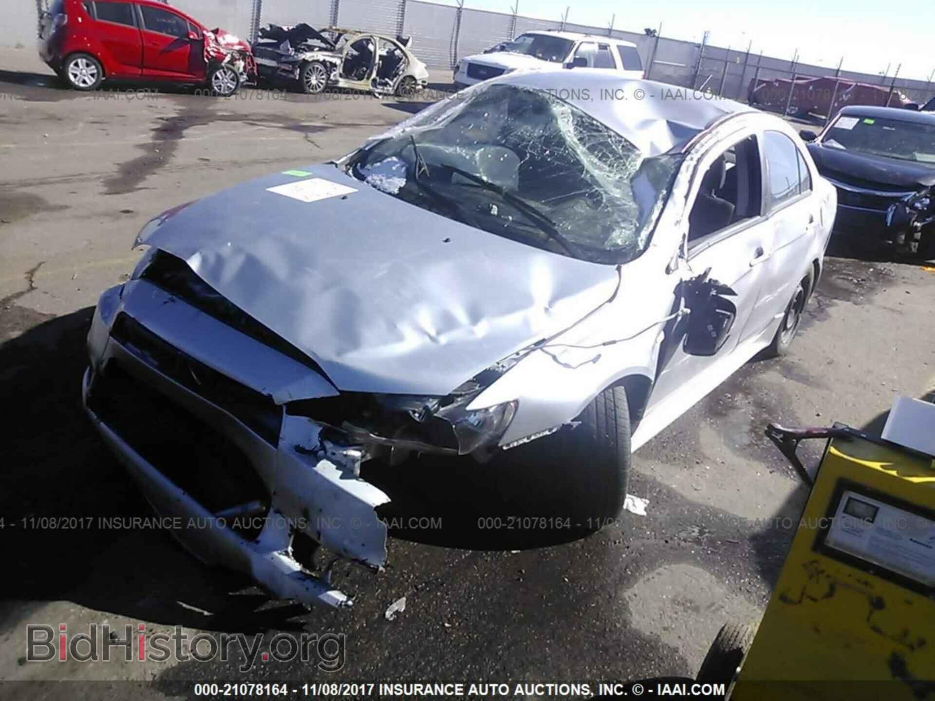 2014 Mitsubishi Lancer - VIN: JA32U2FU4EU020656 - Фото 2