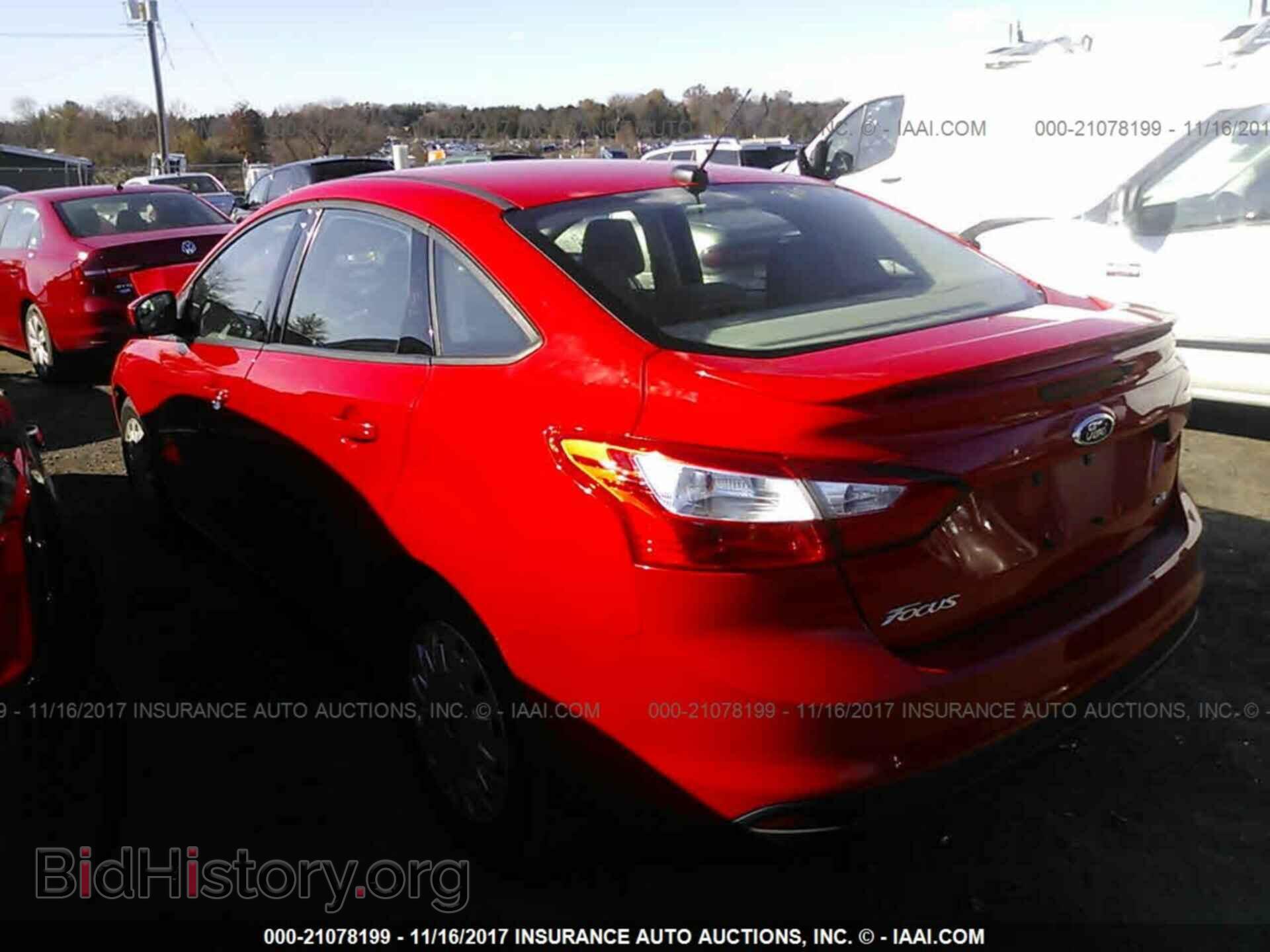 2012 Ford Focus - VIN: 1FAHP3F25CL118157 - Фото 3