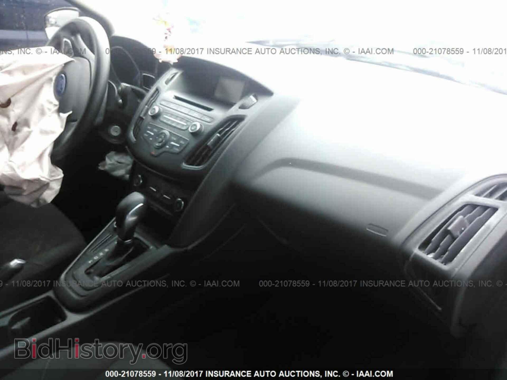 2016 Ford Focus - VIN: 1FADP3E28GL387324 - Фото 5