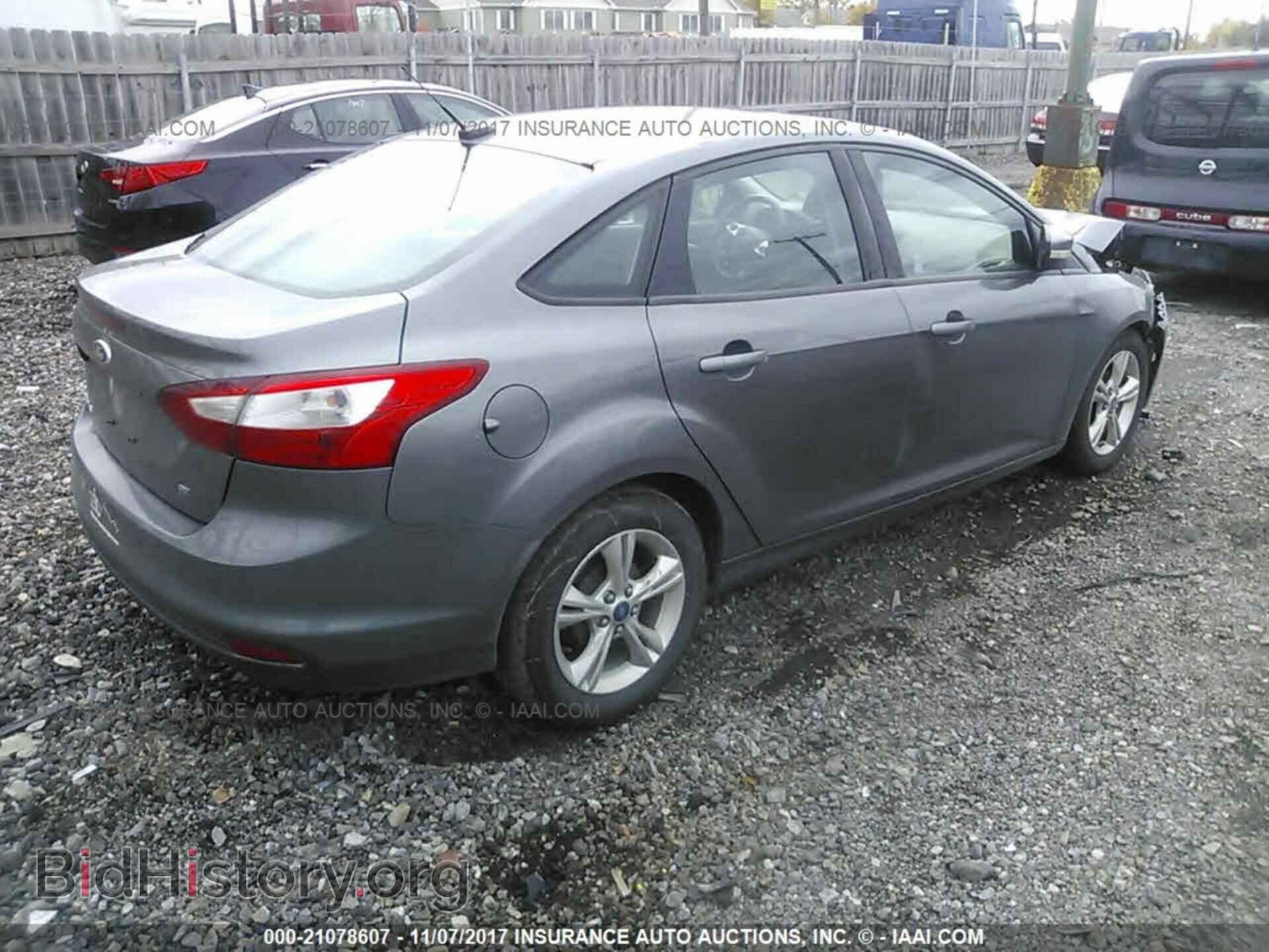 2013 Ford Focus - VIN: 1FADP3F21DL130483 - Photo 4