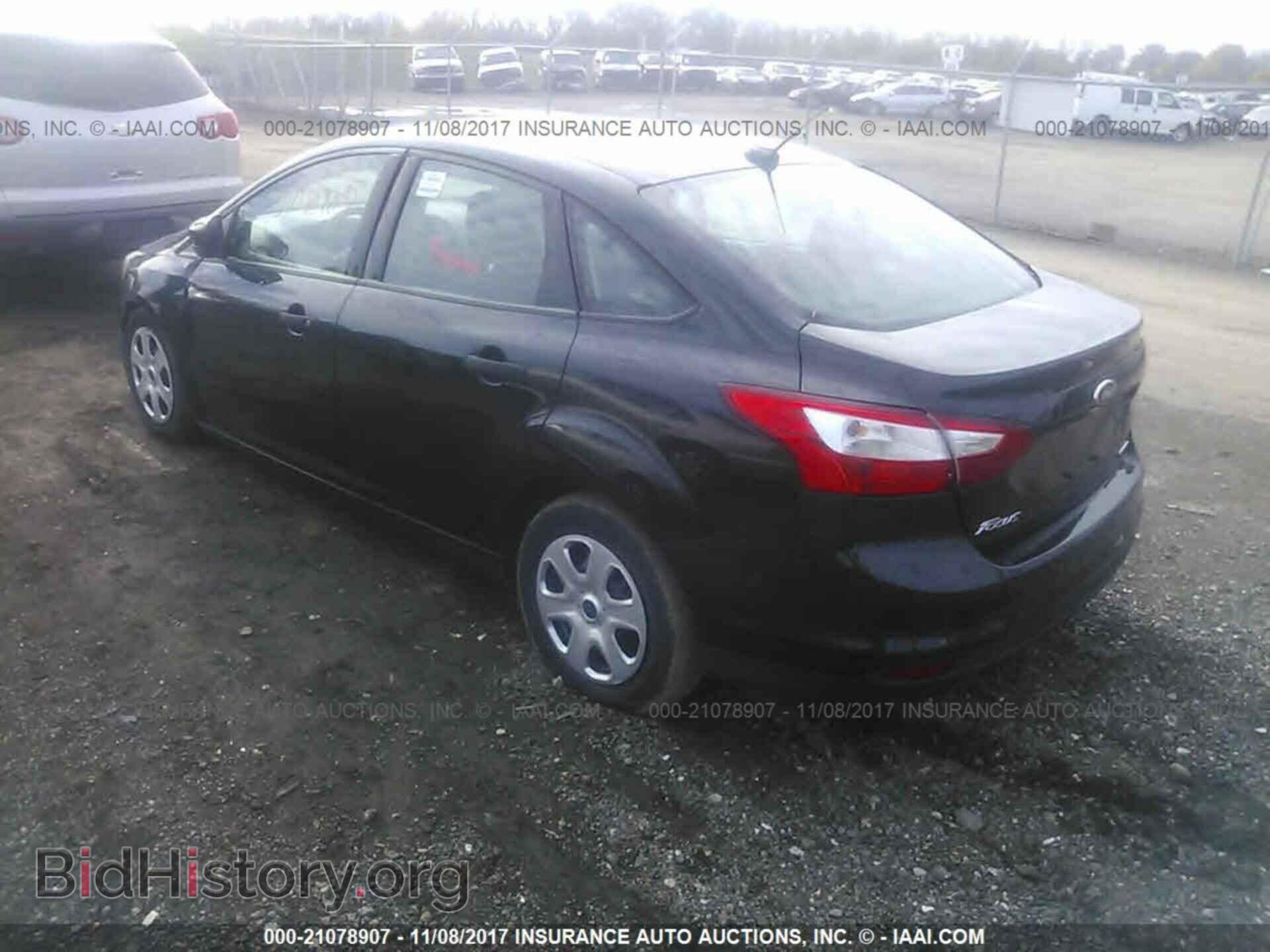 2014 Ford Focus - VIN: 1FADP3E21EL106302 - Фото 3