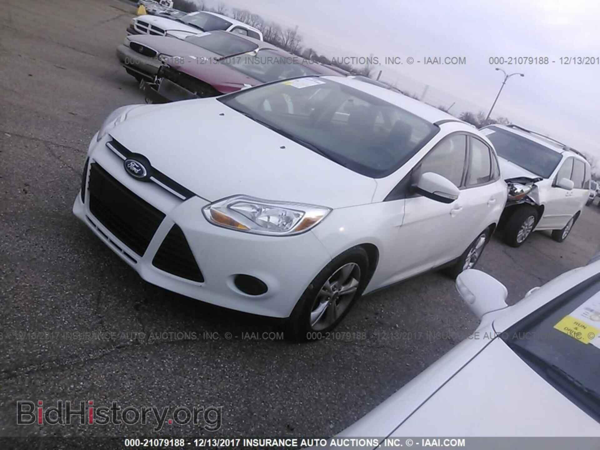 2014 Ford Focus - VIN: 1FADP3F20EL263379 - Photo 2