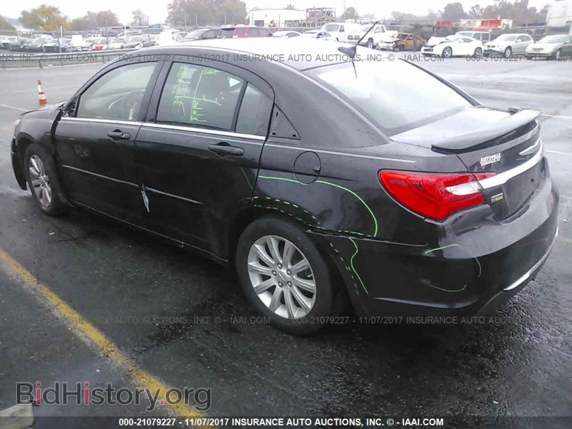 2011 Chrysler 200 - VIN: 1C3BC1FG0BN552618 - Photo 3