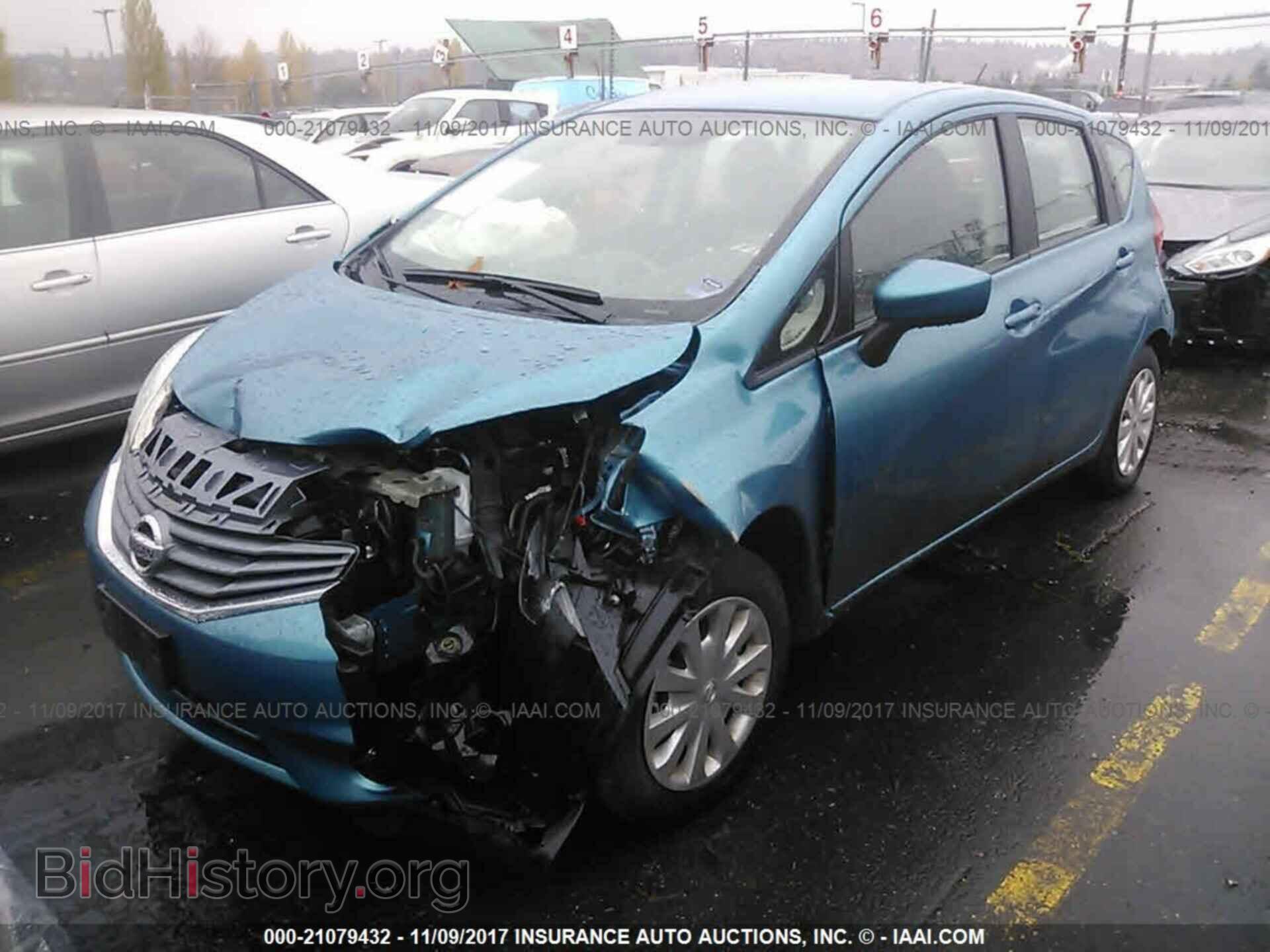 2015 Nissan Versa note - VIN: 3N1CE2CP2FL445793 - Фото 2