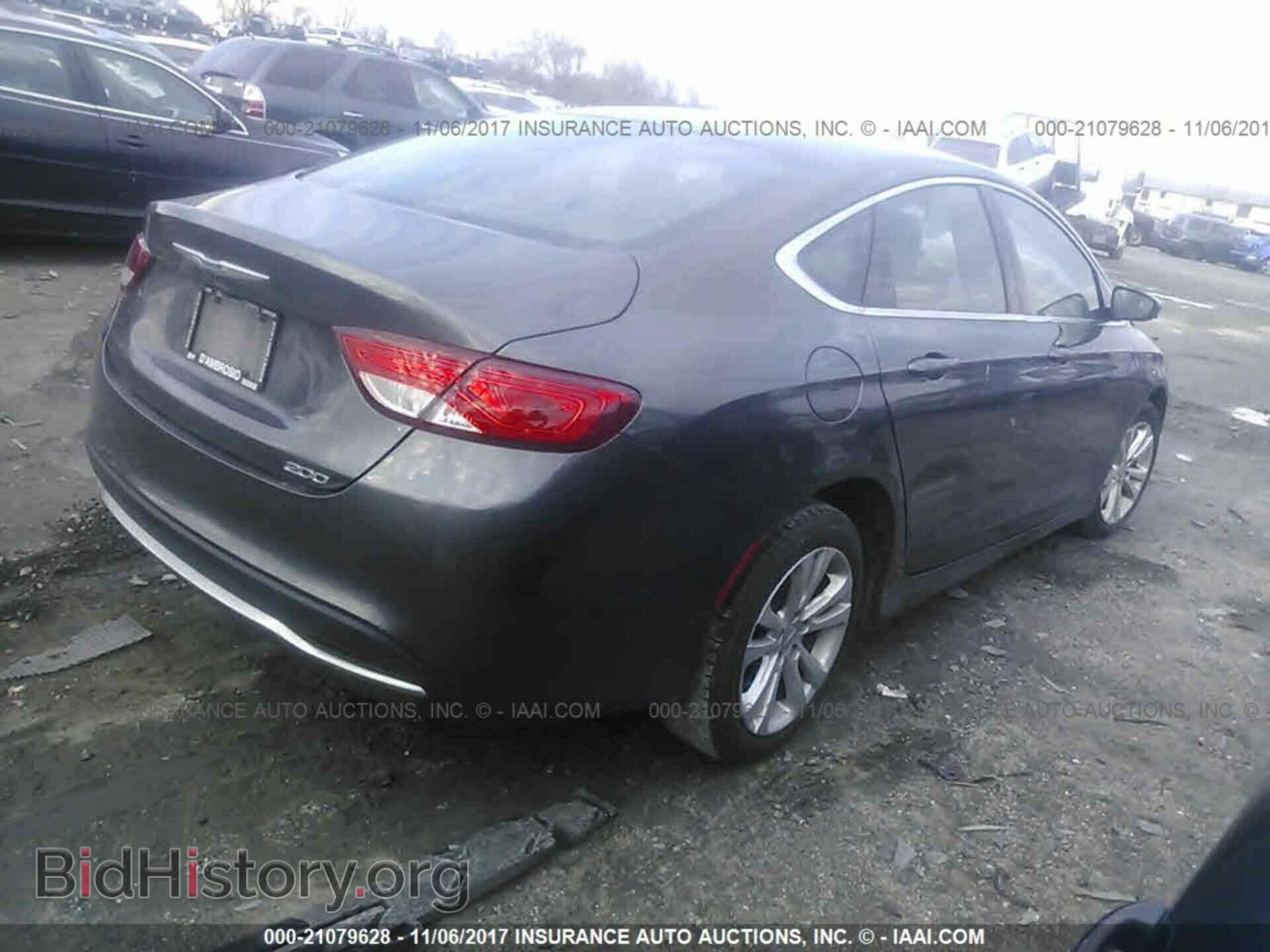 2016 Chrysler 200 - VIN: 1C3CCCAB7GN162280 - Photo 4