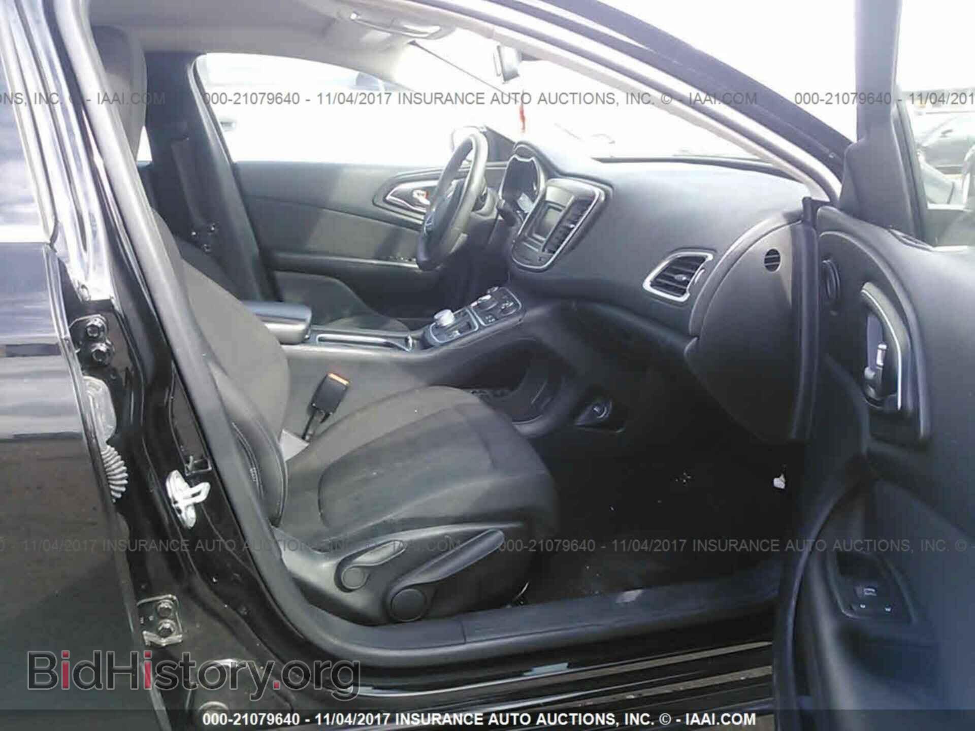 2015 Chrysler 200 - VIN: 1C3CCCAB1FN747984 - Photo 5