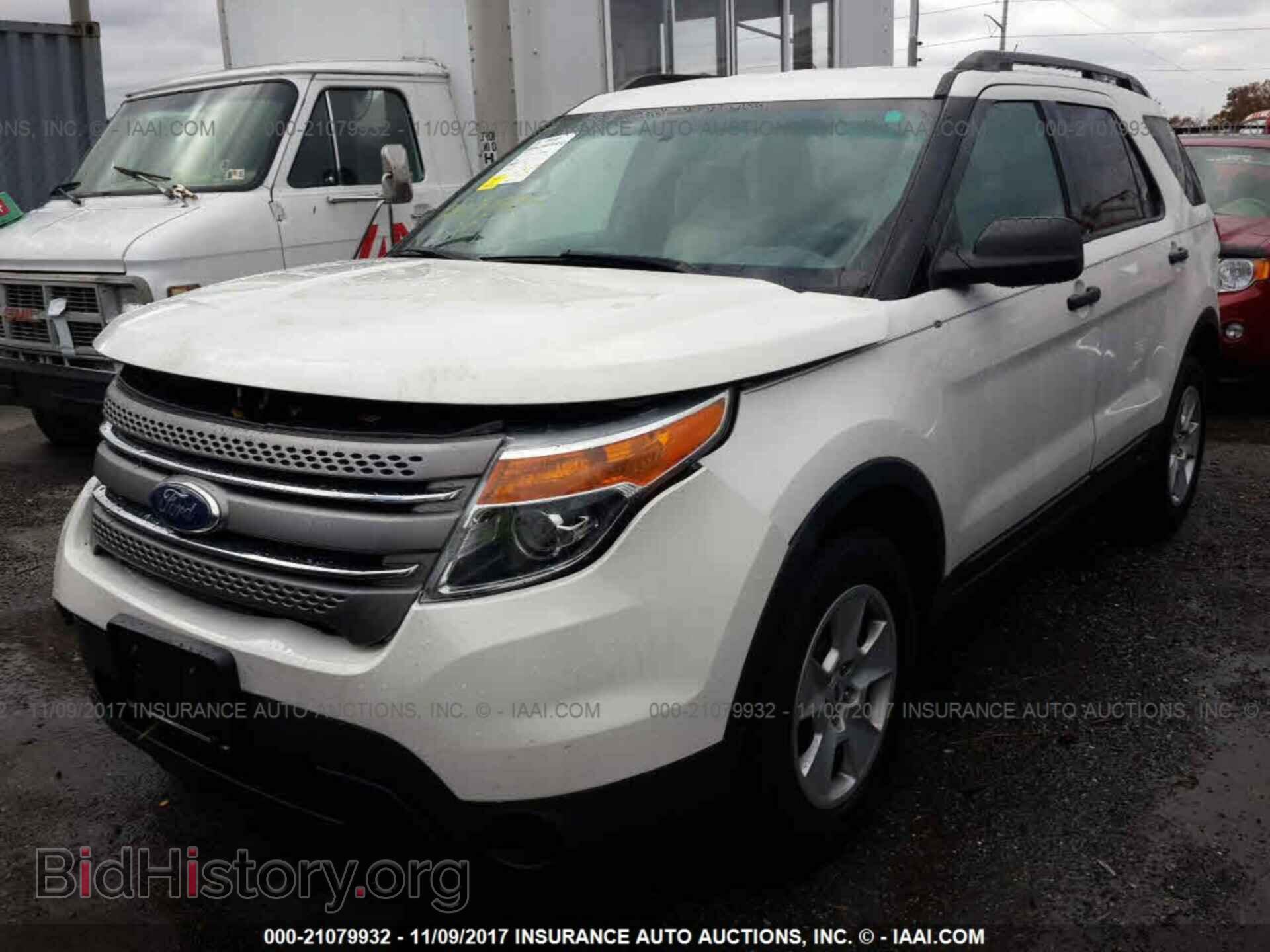 2012 Ford Explorer - VIN: 1FMHK7B85CGA71646 - Фото 2