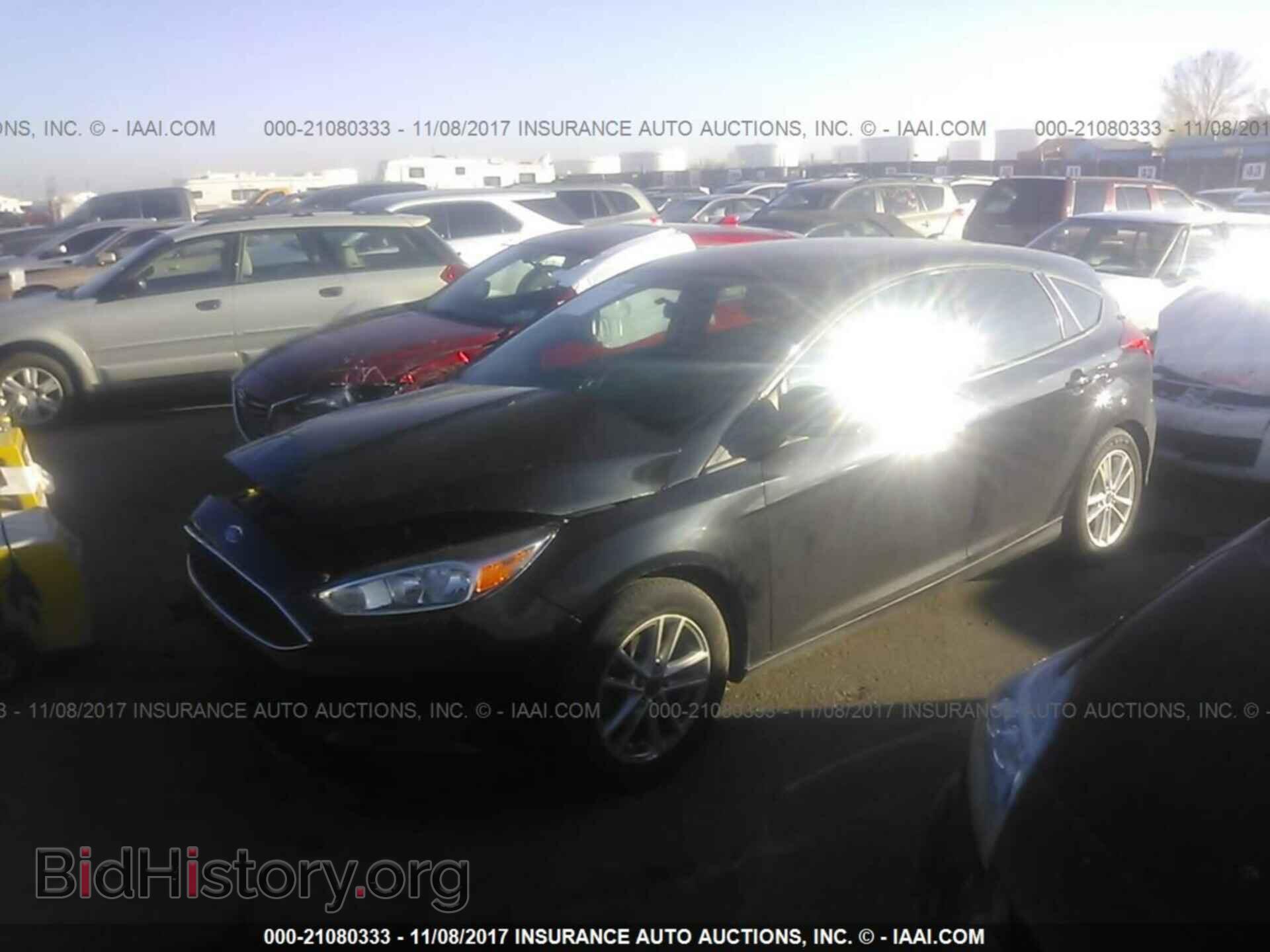 2015 Ford Focus - VIN: 1FADP3K26FL307294 - Photo 2