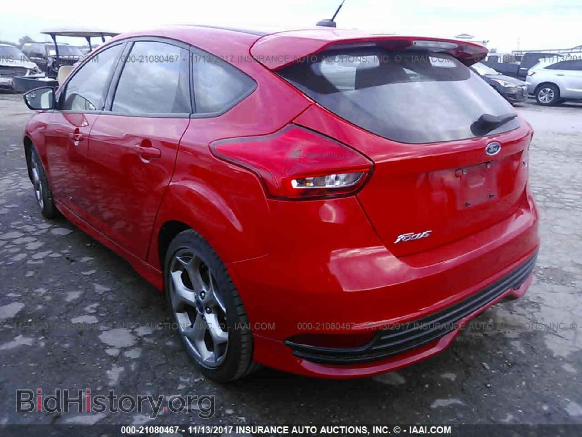 2016 Ford Focus - VIN: 1FADP3L93GL324521 - Photo 3