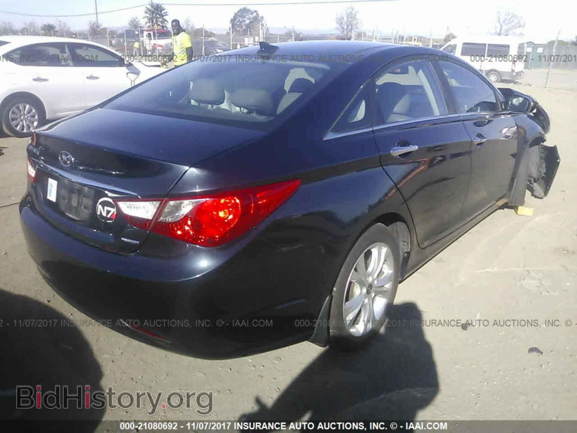 2012 Hyundai Sonata - VIN: 5NPEC4AC2CH422078 - Фото 4