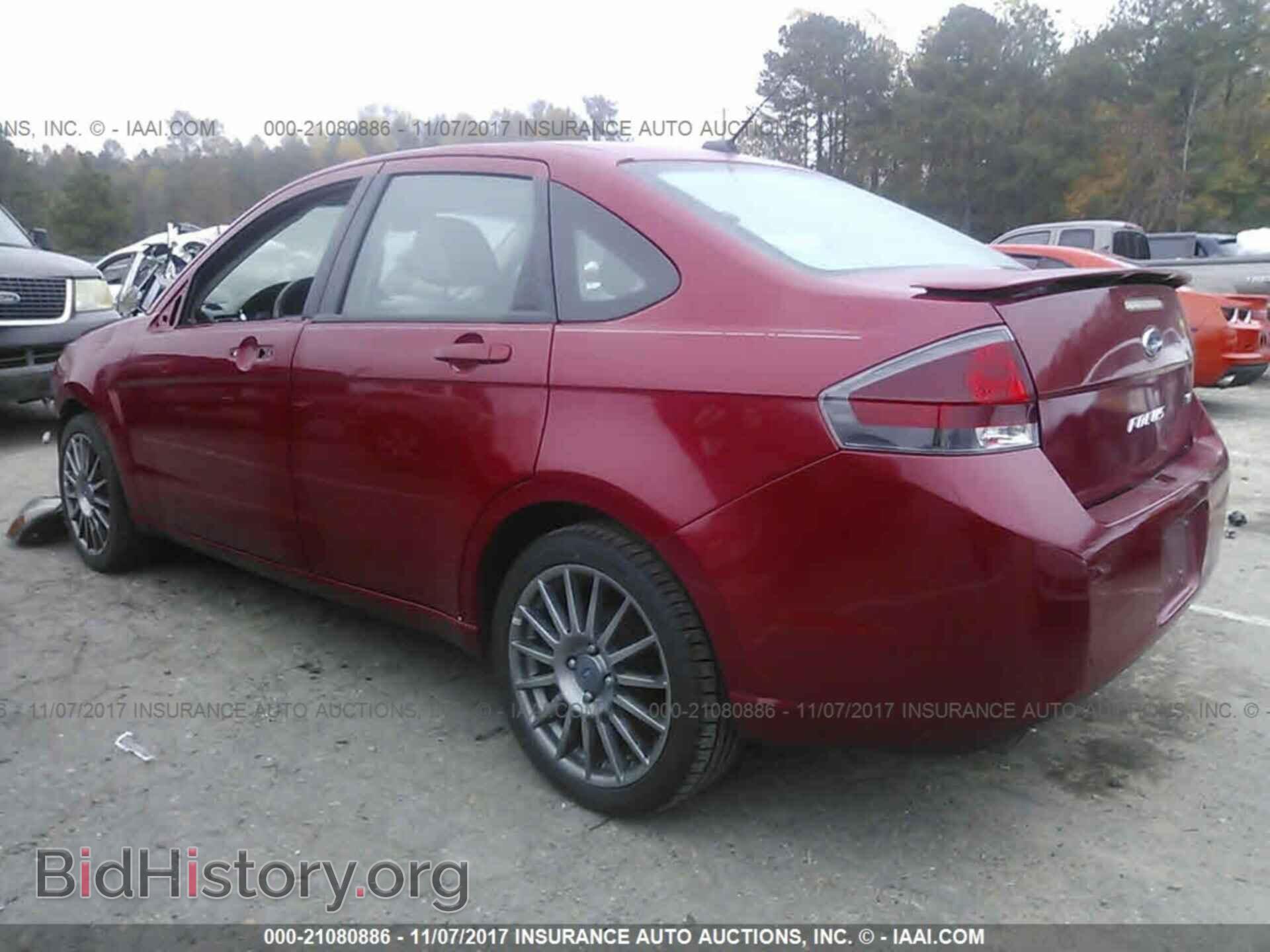 2011 Ford Focus - VIN: 1FAHP3GN0BW153890 - Фото 3