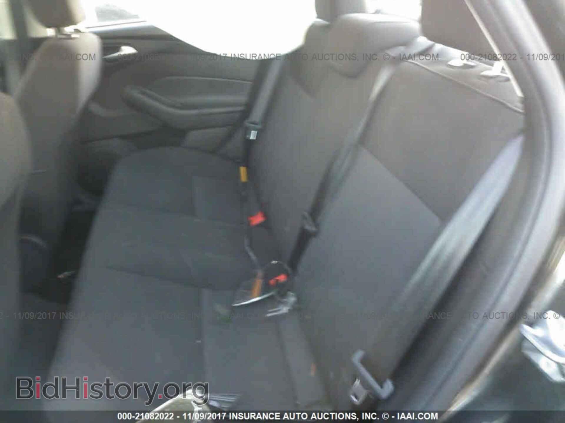 2015 Ford Focus - VIN: 1FADP3F24FL366659 - Photo 8