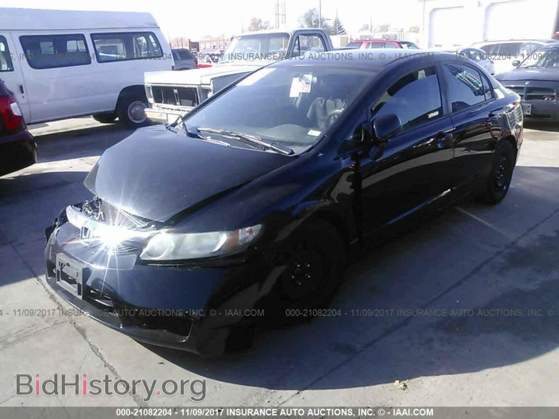 2011 Honda Civic - VIN: 19XFA1F59BE010116 - Фото 2