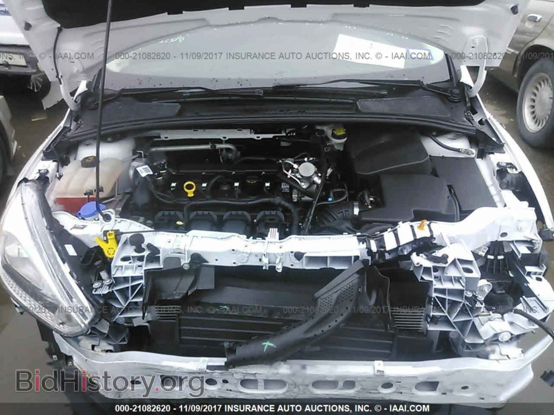 2016 Ford Focus - VIN: 1FADP3E24GL396005 - Photo 10