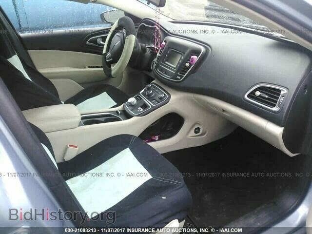 2015 Chrysler 200 - VIN: 1C3CCCAB3FN676836 - Photo 5