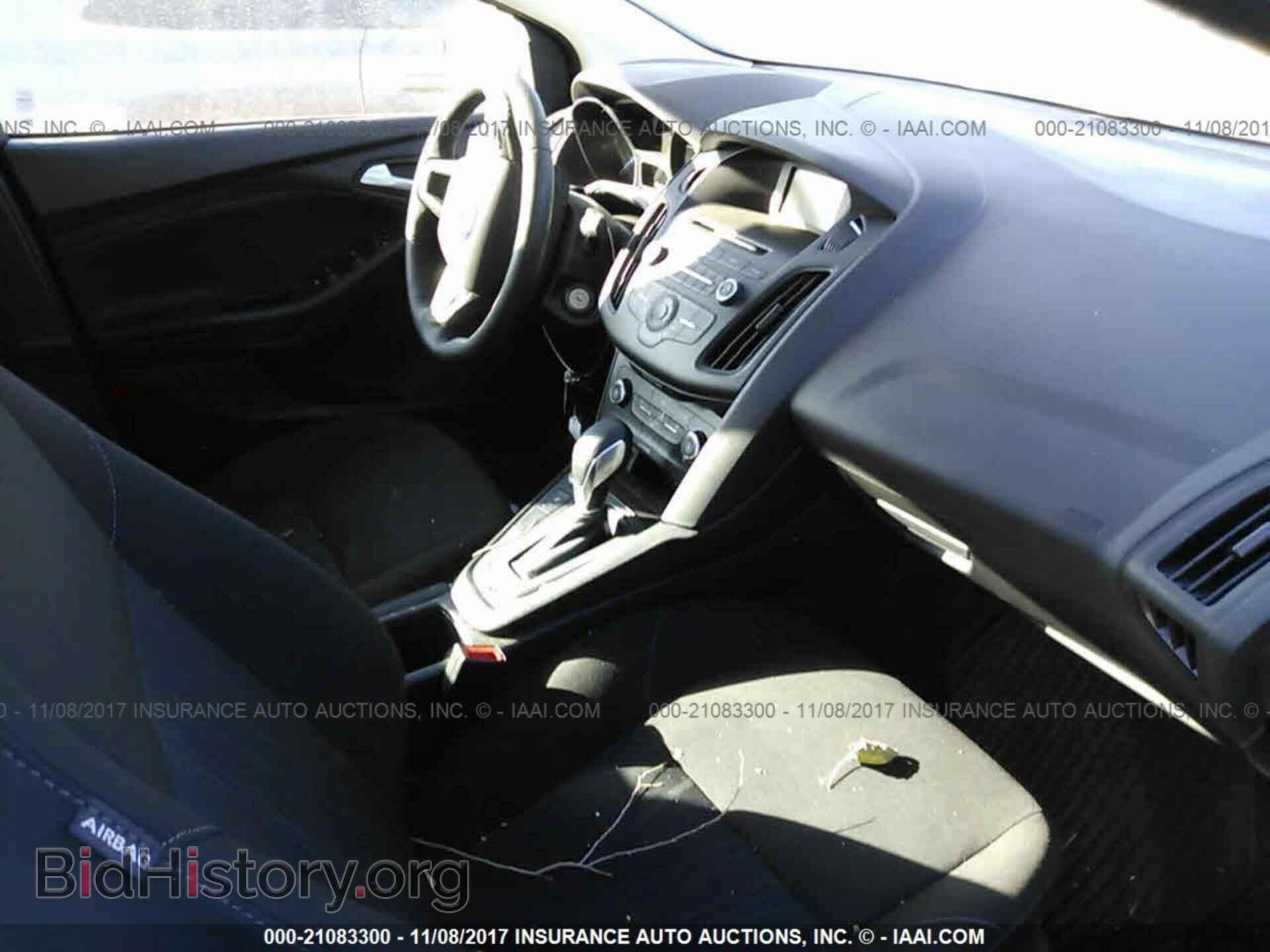 2017 Ford Focus - VIN: 1FADP3F22HL295688 - Фото 5