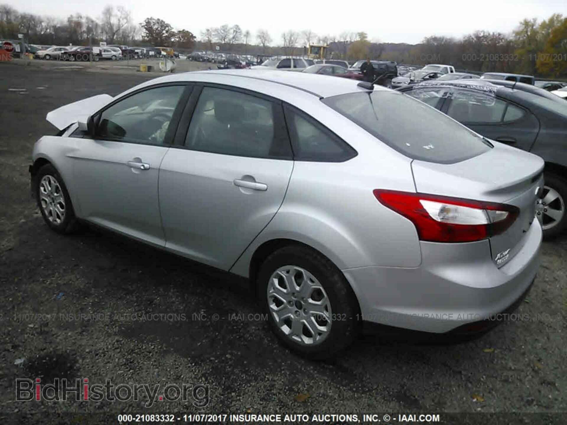 2012 Ford Focus - VIN: 1FAHP3F23CL255520 - Photo 3