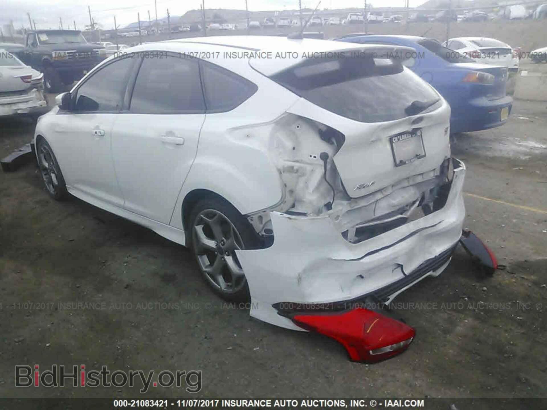 2016 Ford Focus - VIN: 1FADP3L90GL208953 - Photo 3