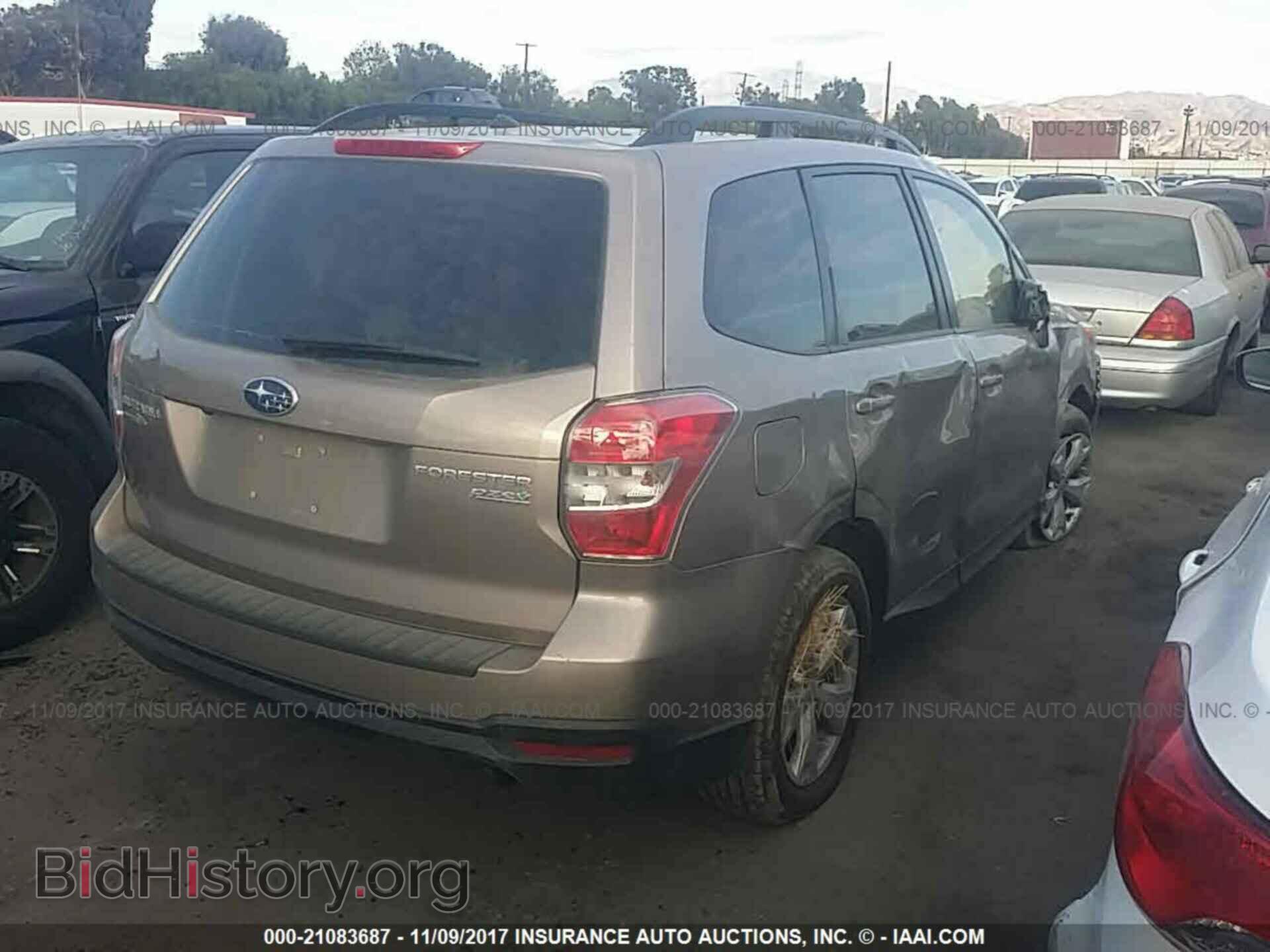 2015 Subaru Forester - VIN: JF2SJADC3FH439253 - Photo 4