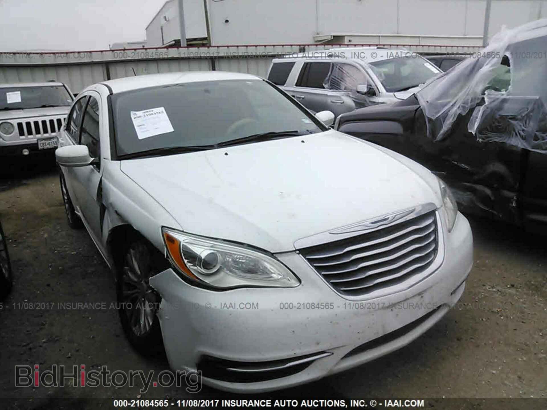 Photo 1C3CCBAB3DN685673 - Chrysler 200 2013