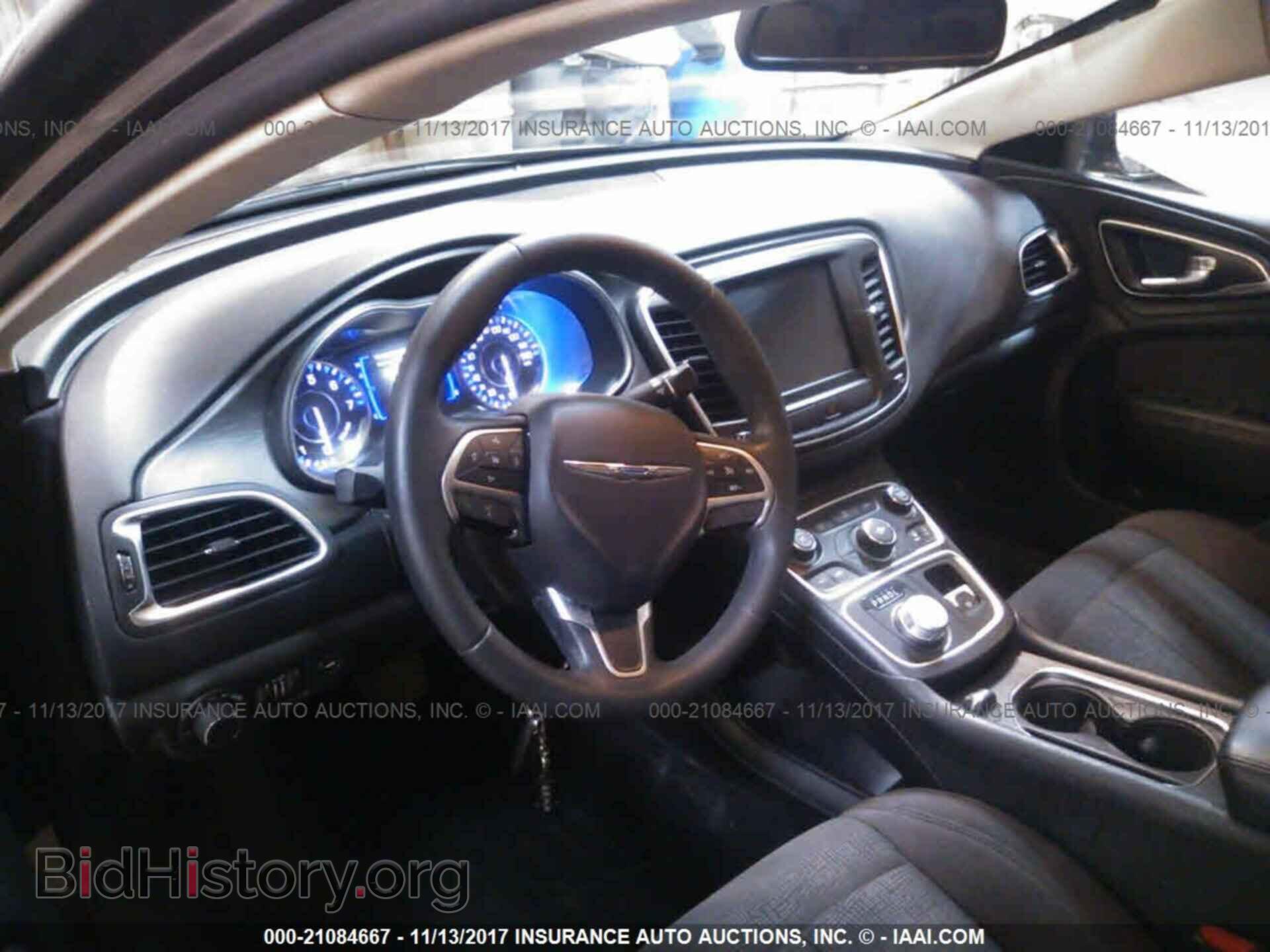 2016 Chrysler 200 - VIN: 1C3CCCAB0GN116743 - Photo 5