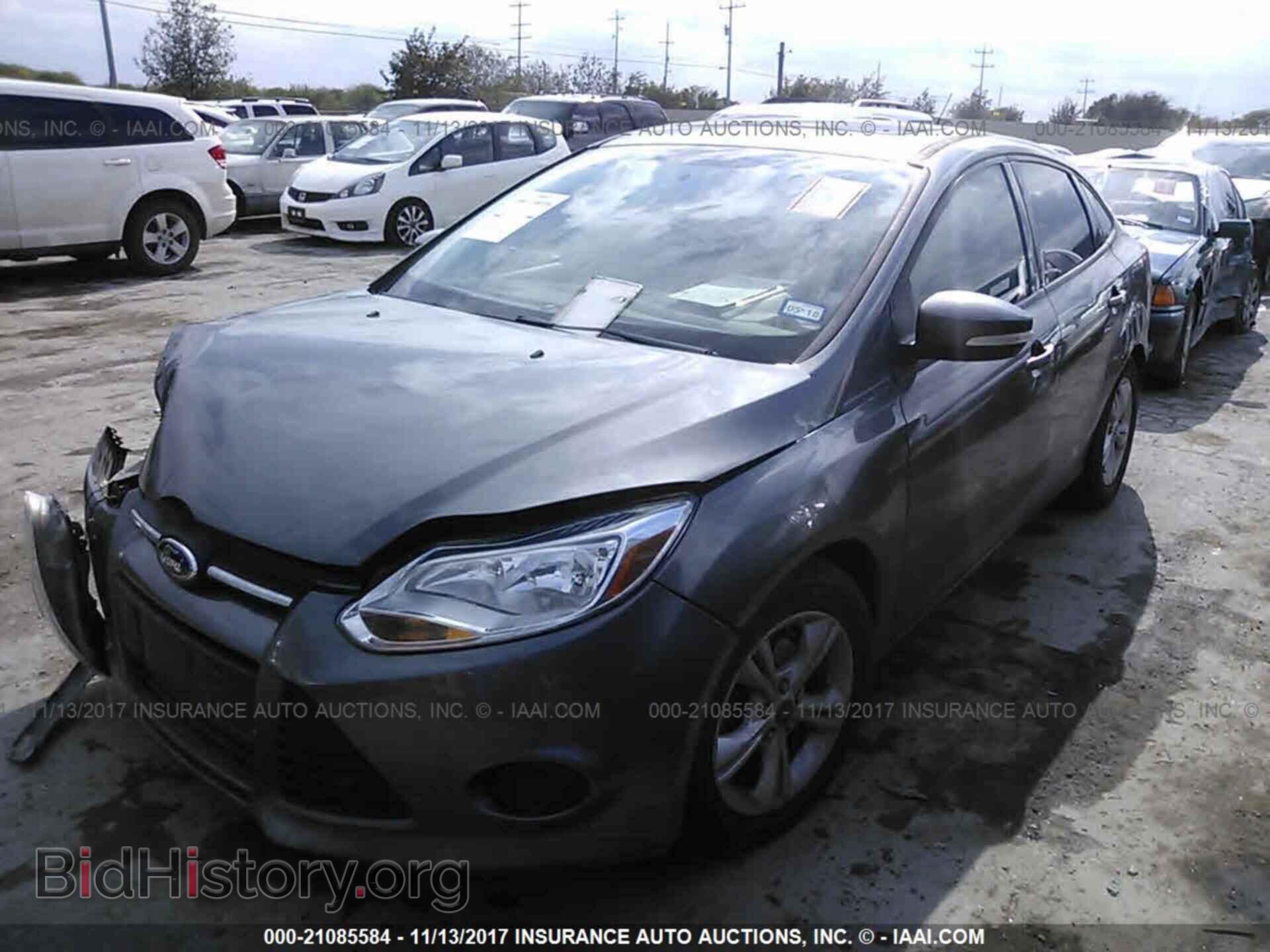 2013 Ford Focus - VIN: 1FADP3F21DL334295 - Photo 2