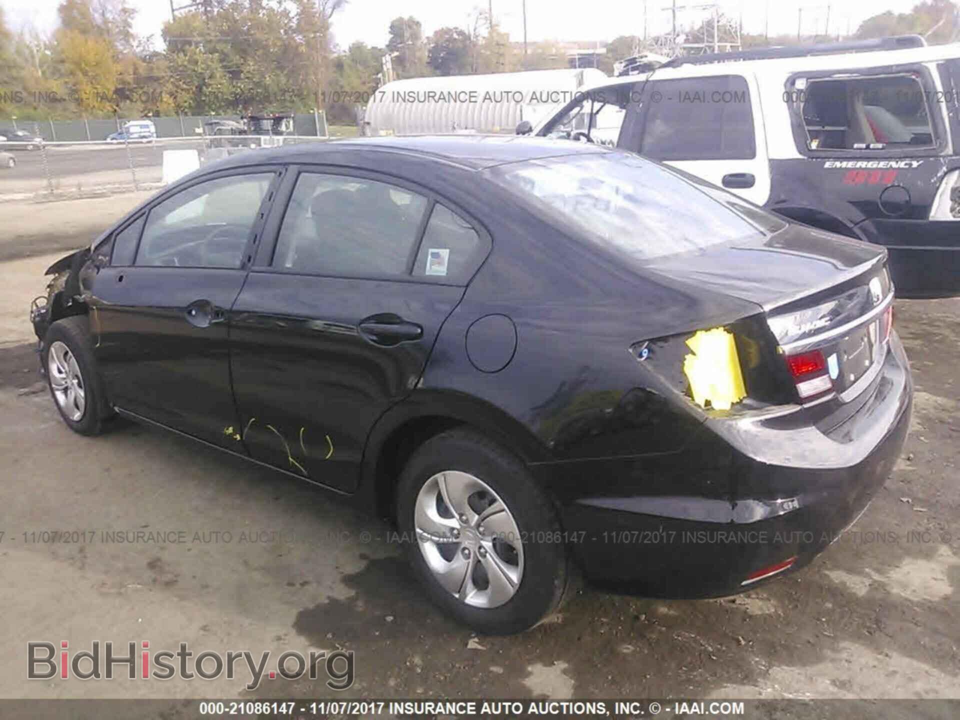 2013 Honda Civic - VIN: 2HGFB2F58DH576148 - Фото 3