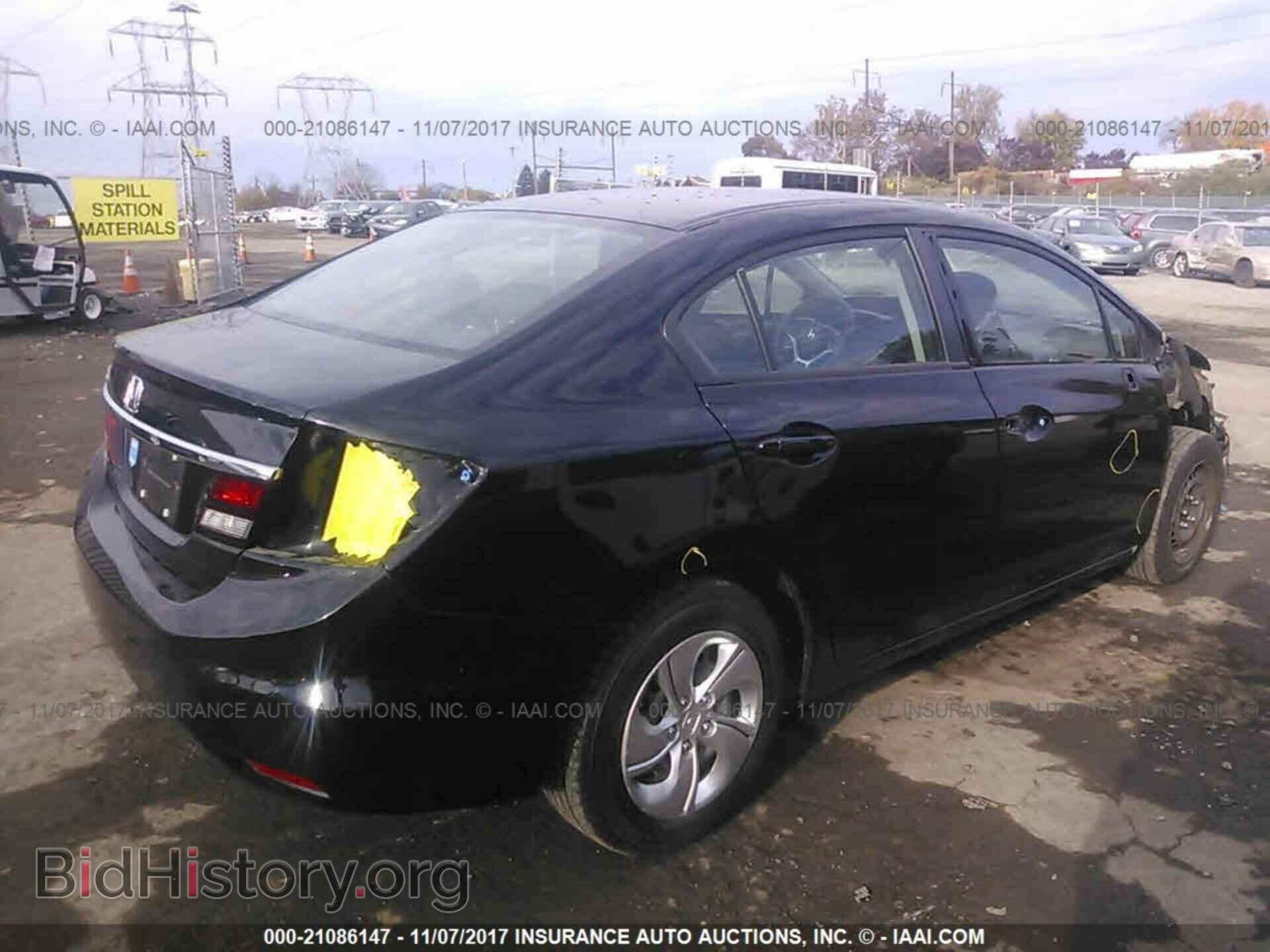 2013 Honda Civic - VIN: 2HGFB2F58DH576148 - Фото 4