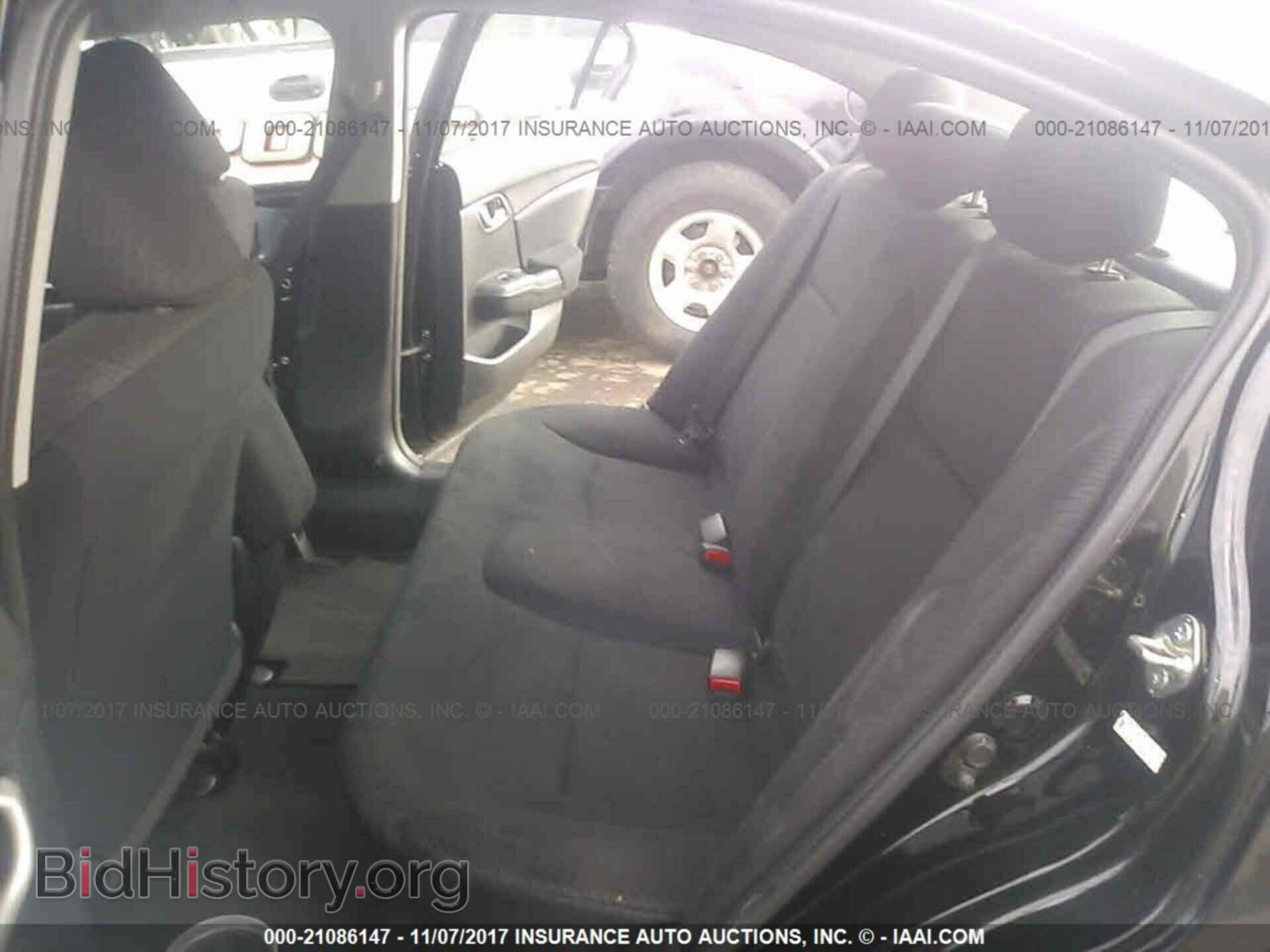 2013 Honda Civic - VIN: 2HGFB2F58DH576148 - Фото 8