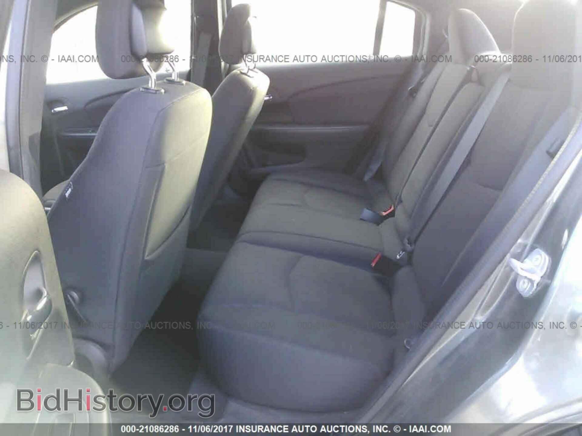 2013 Chrysler 200 - VIN: 1C3CCBBG5DN715329 - Фото 8
