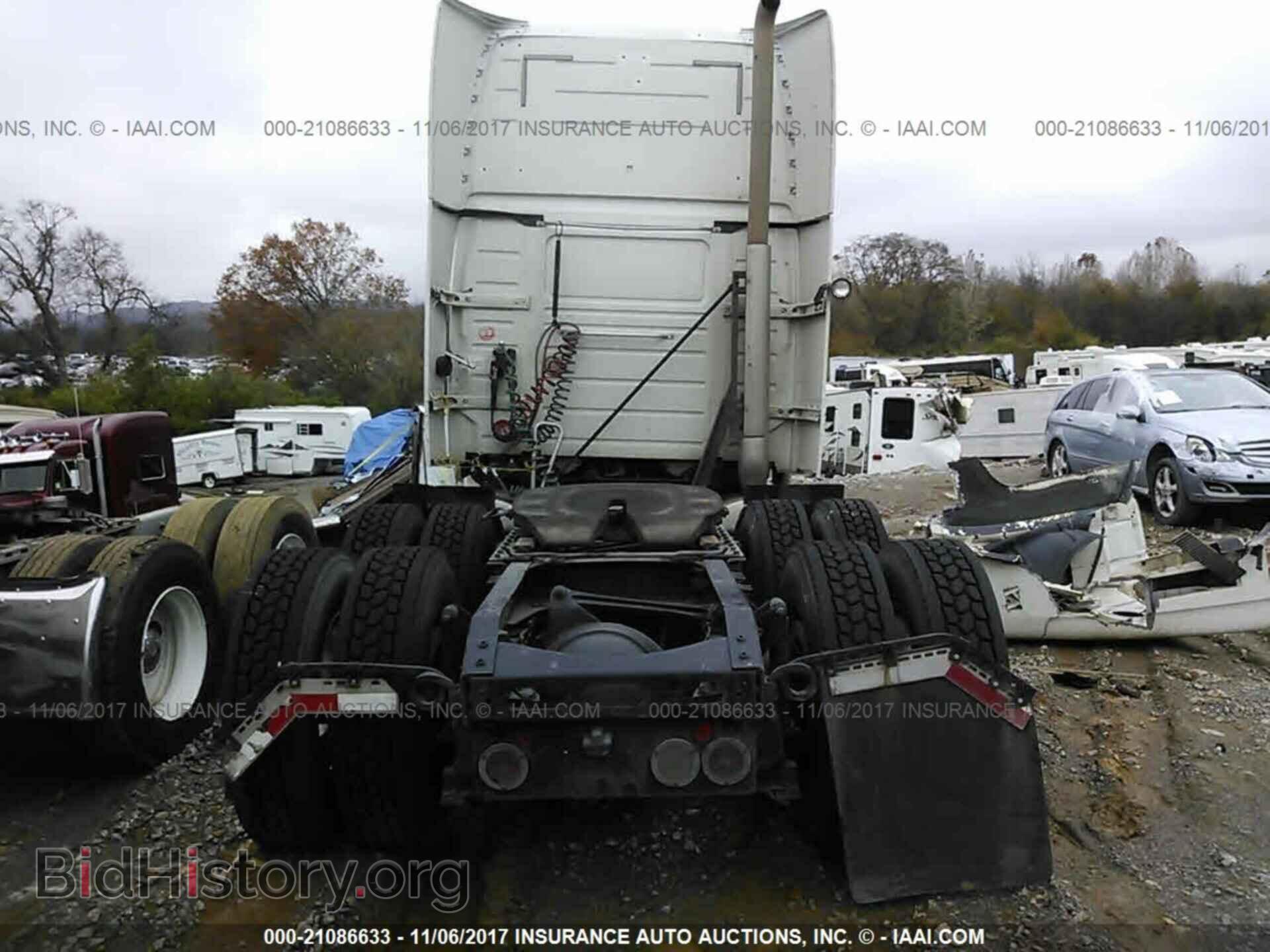 2012 Volvo Vnl - VIN: 4V4NC9TH4CN537890 - Фото 8