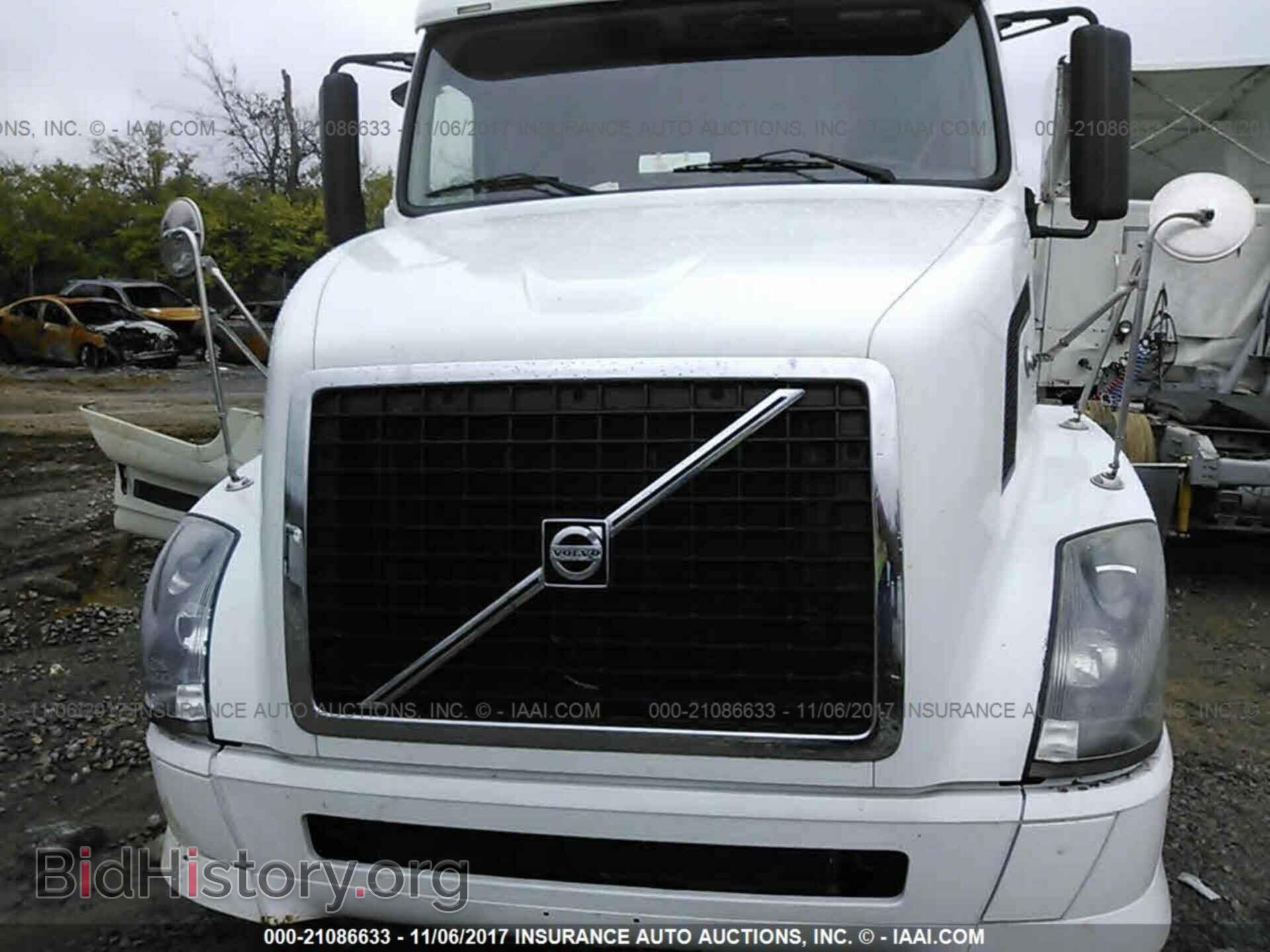 2012 Volvo Vnl - VIN: 4V4NC9TH4CN537890 - Фото 9