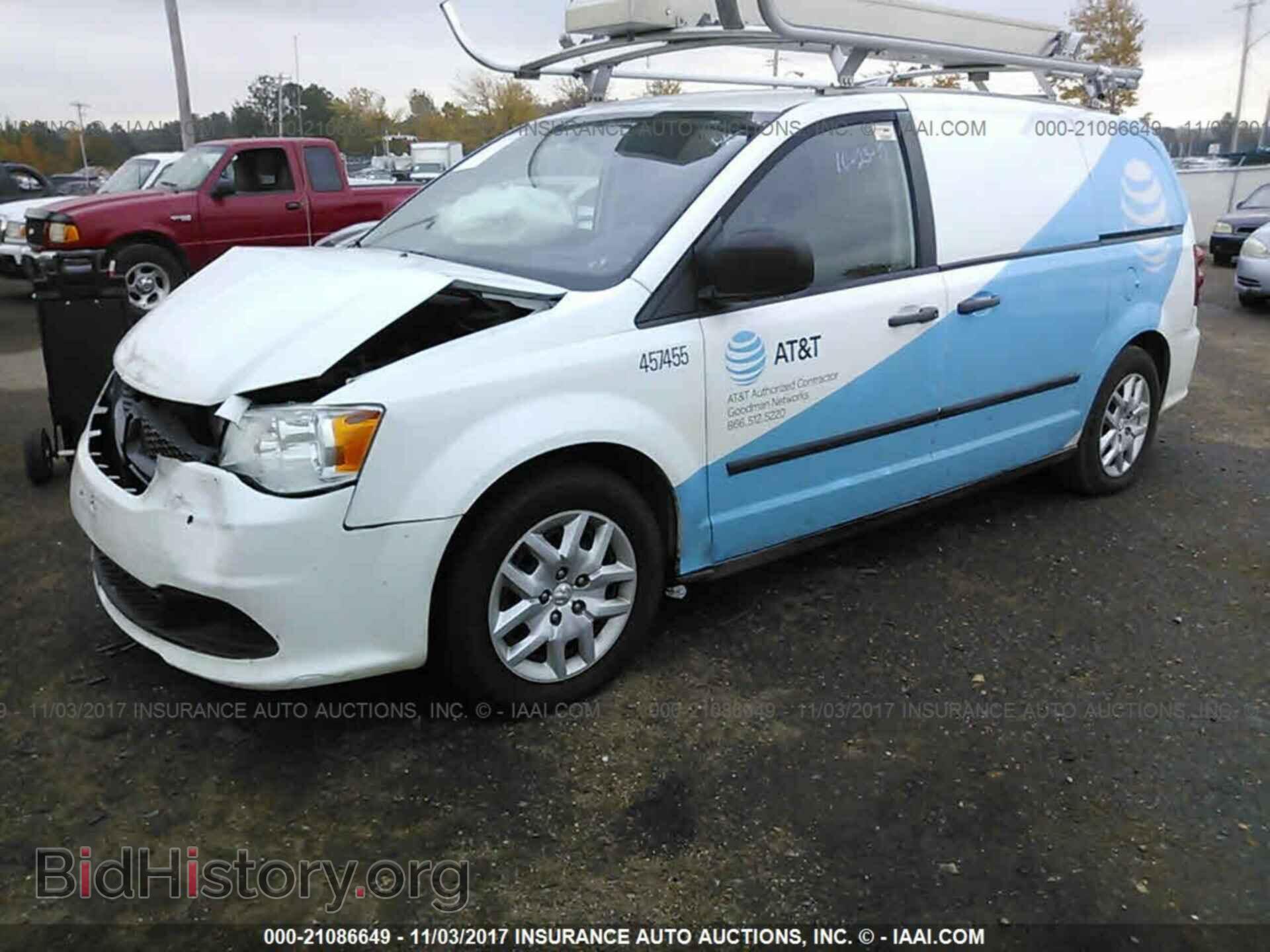 2014 Ram Tradesman - VIN: 2C4JRGAG1ER322111 - Фото 2