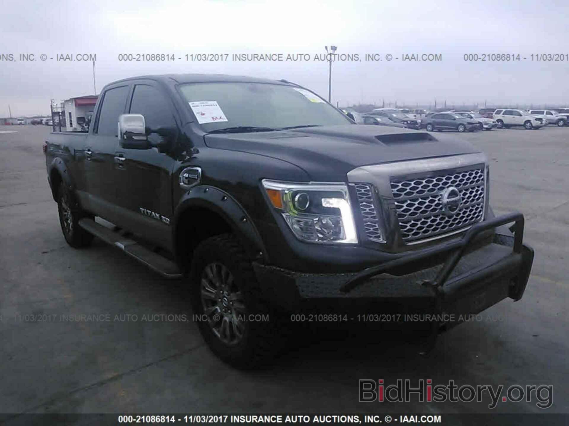 Фотография 1N6BA1F41GN511832 - Nissan Titan 2016