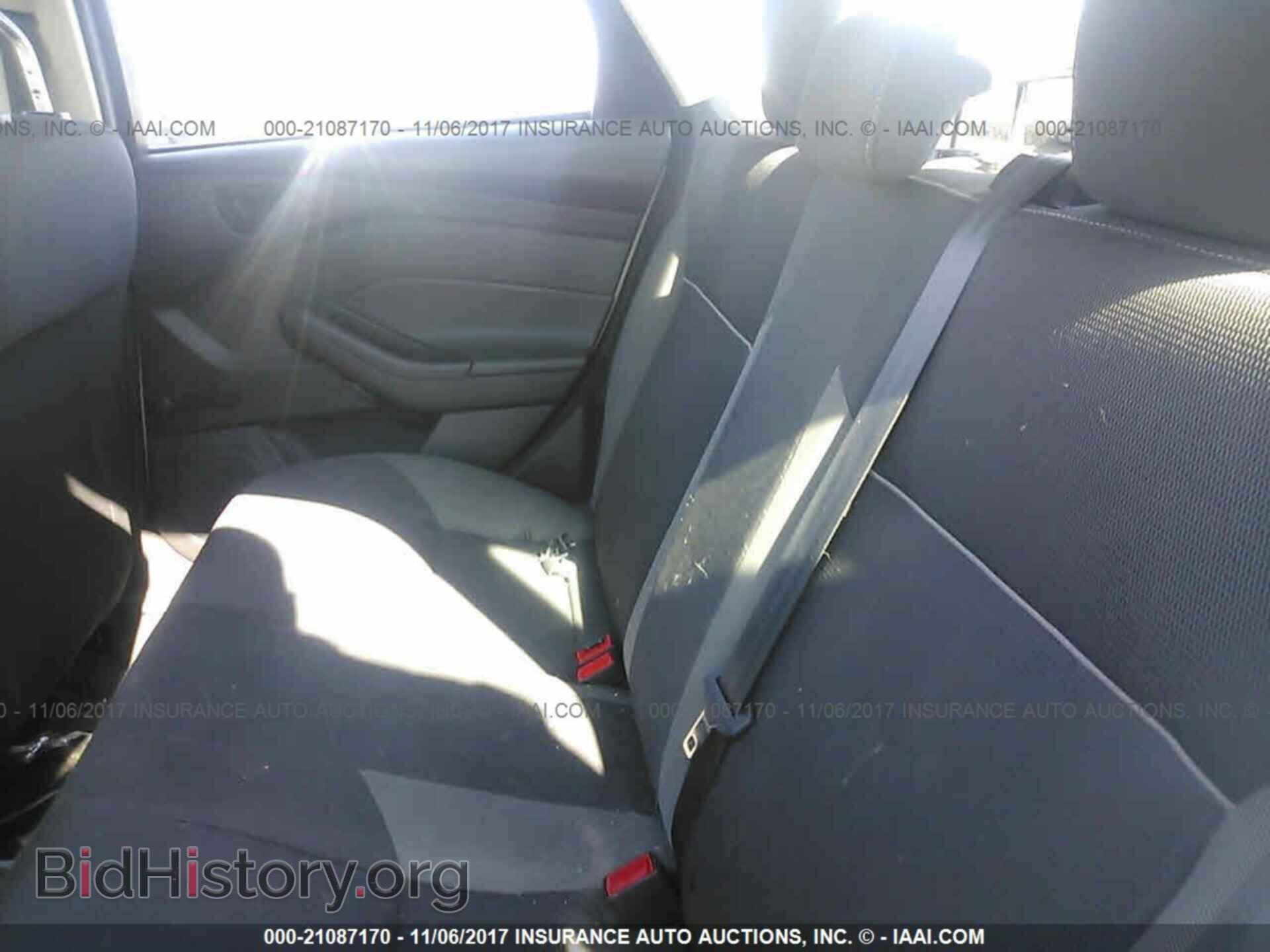 2012 Ford Focus - VIN: 1FAHP3E2XCL126790 - Photo 8
