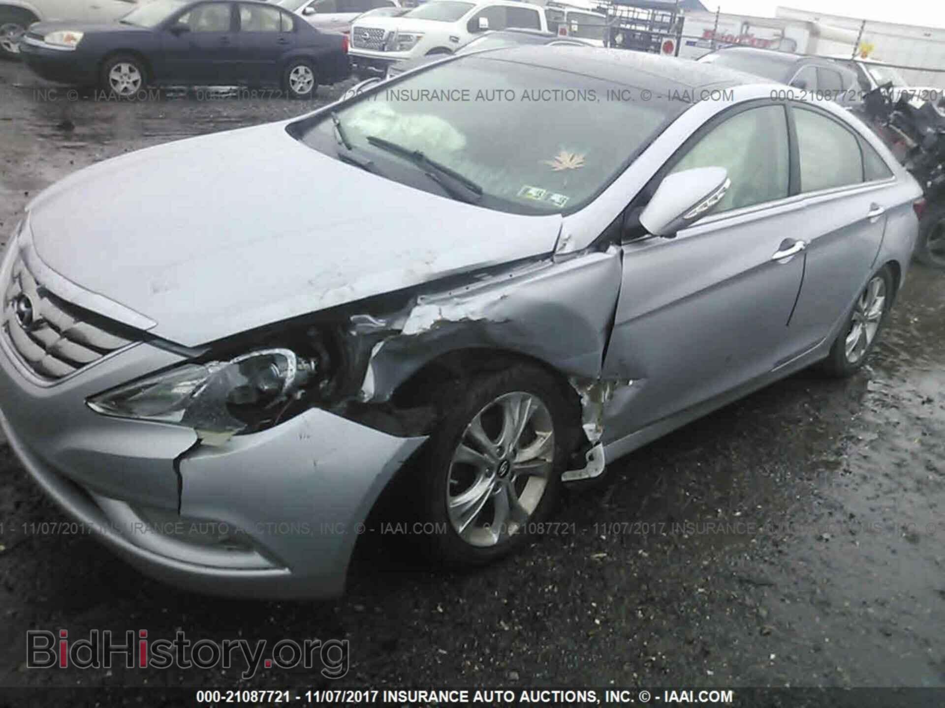 2012 Hyundai Sonata - VIN: 5NPEC4AC8CH413224 - Фото 2