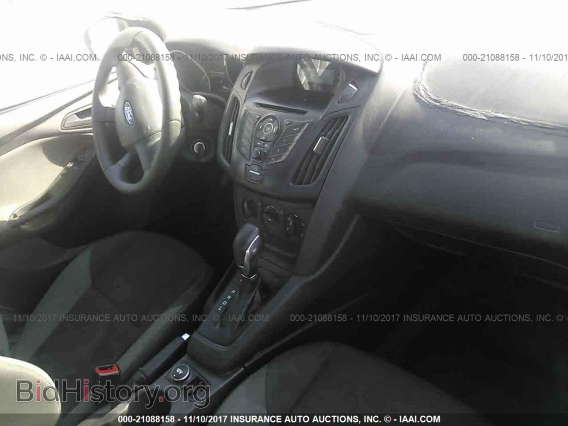 2012 Ford Focus - VIN: 1FAHP3E29CL174555 - Photo 5