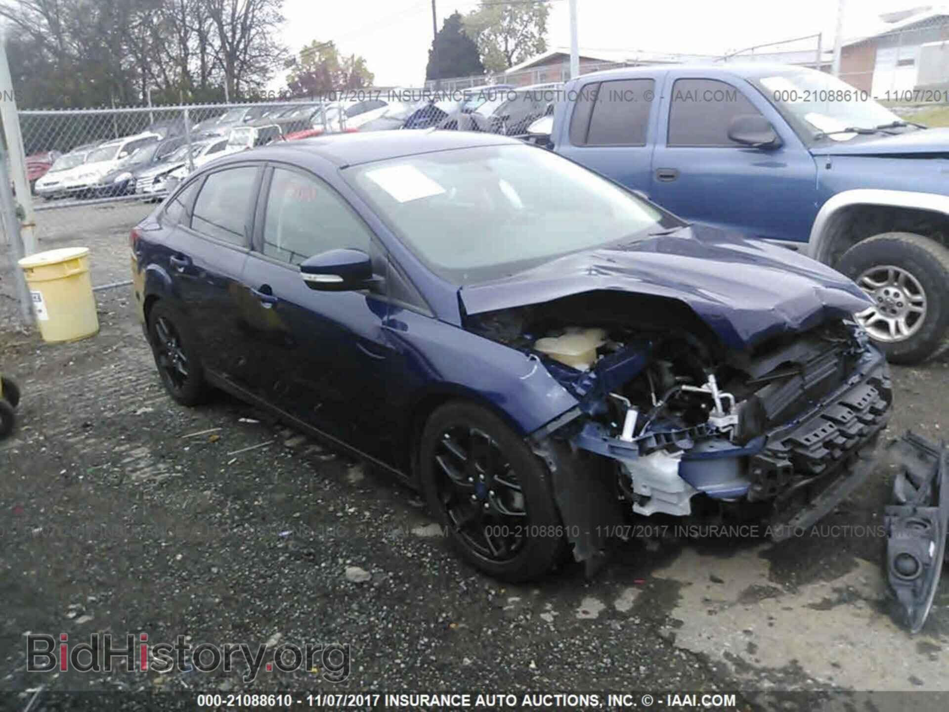 Photo 1FADP3F21GL330090 - Ford Focus 2016