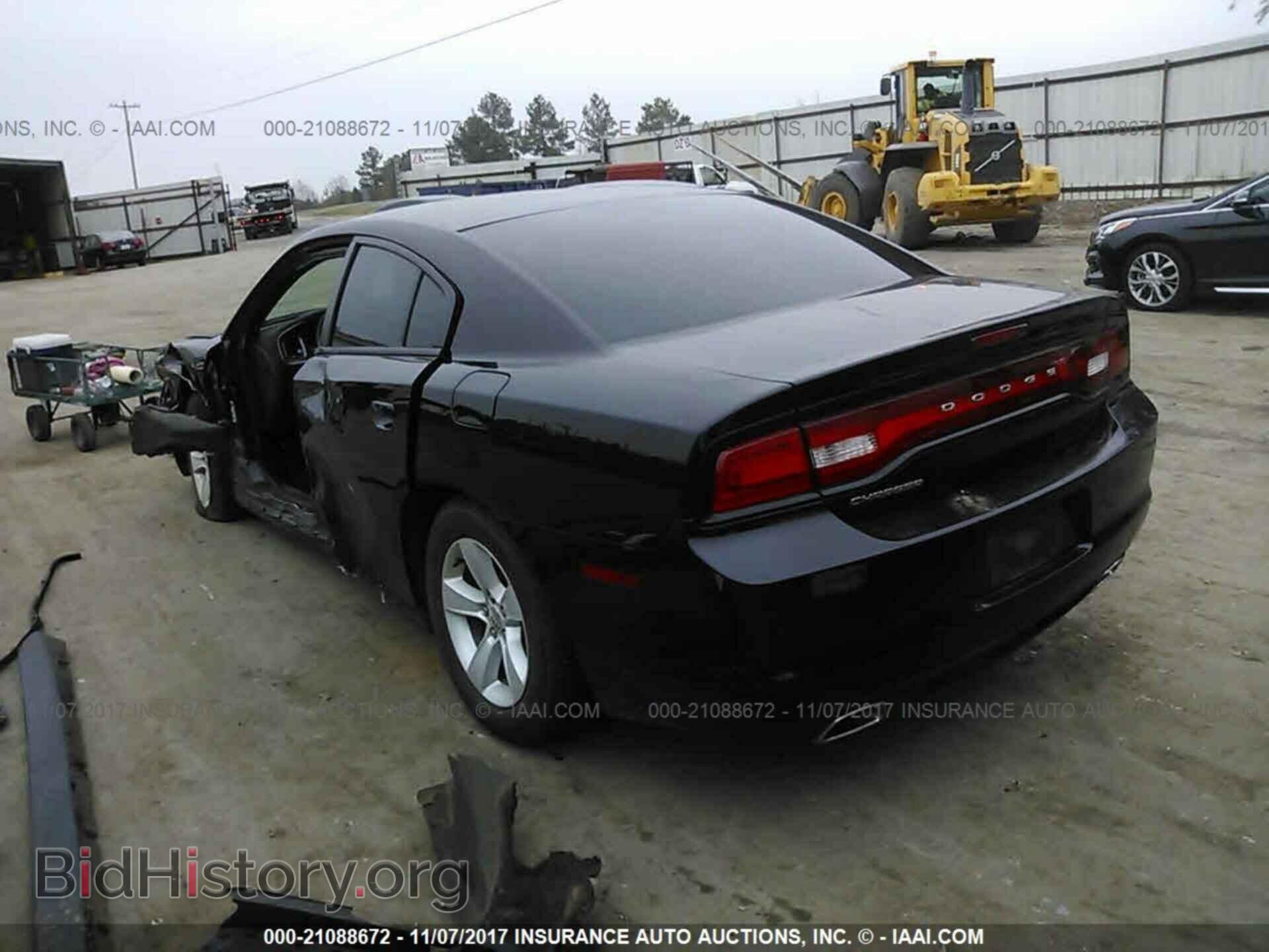 2013 Dodge Charger - VIN: 2C3CDXBG2DH666626 - Photo 3
