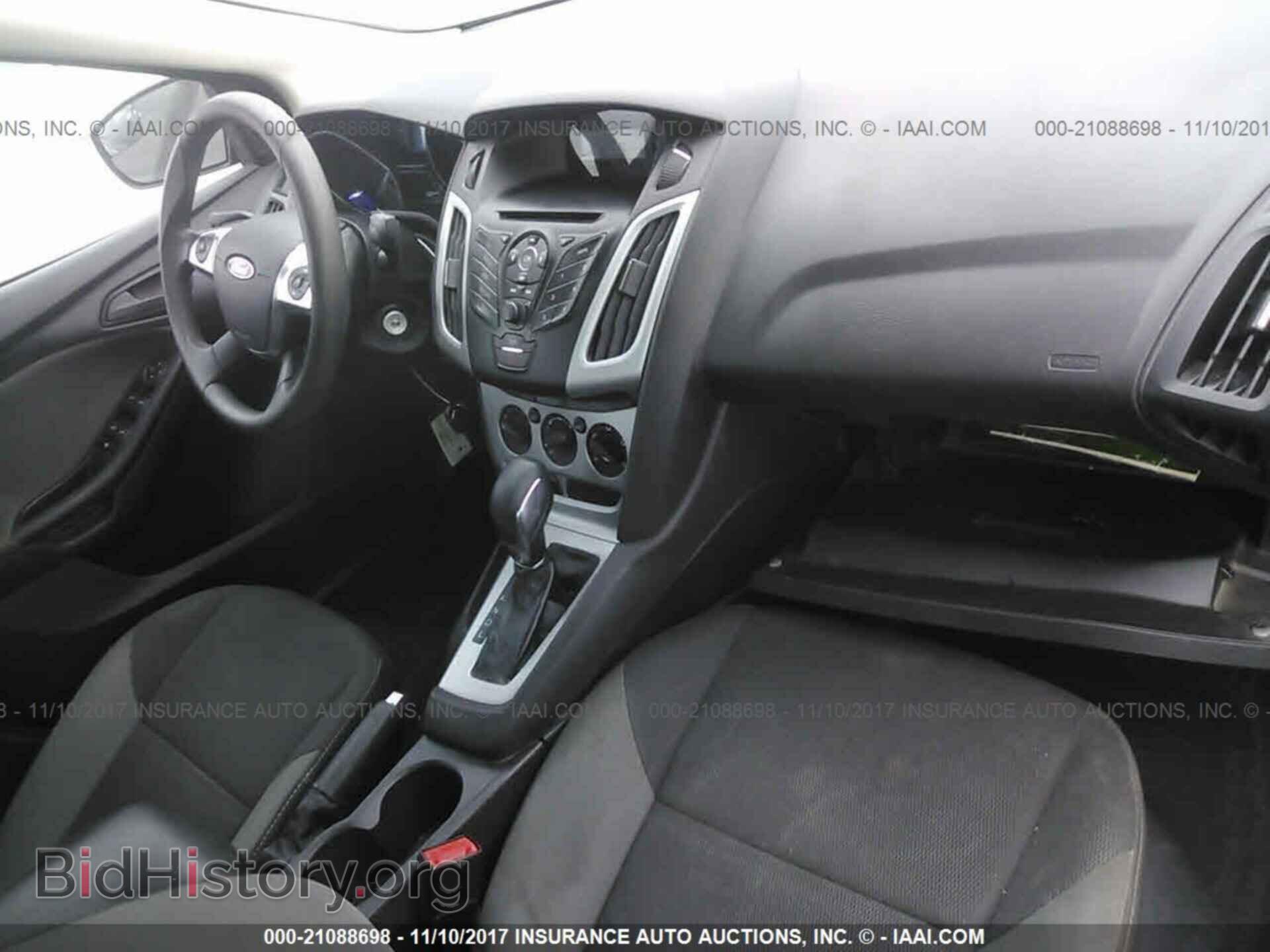 2012 Ford Focus - VIN: 1FAHP3F23CL329874 - Фото 5