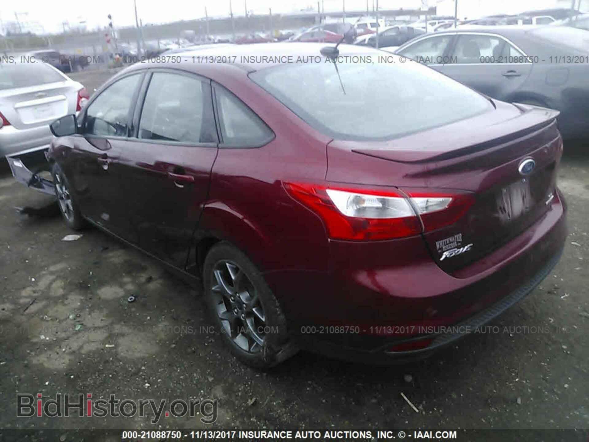 2014 Ford Focus - VIN: 1FADP3F21EL361370 - Photo 3