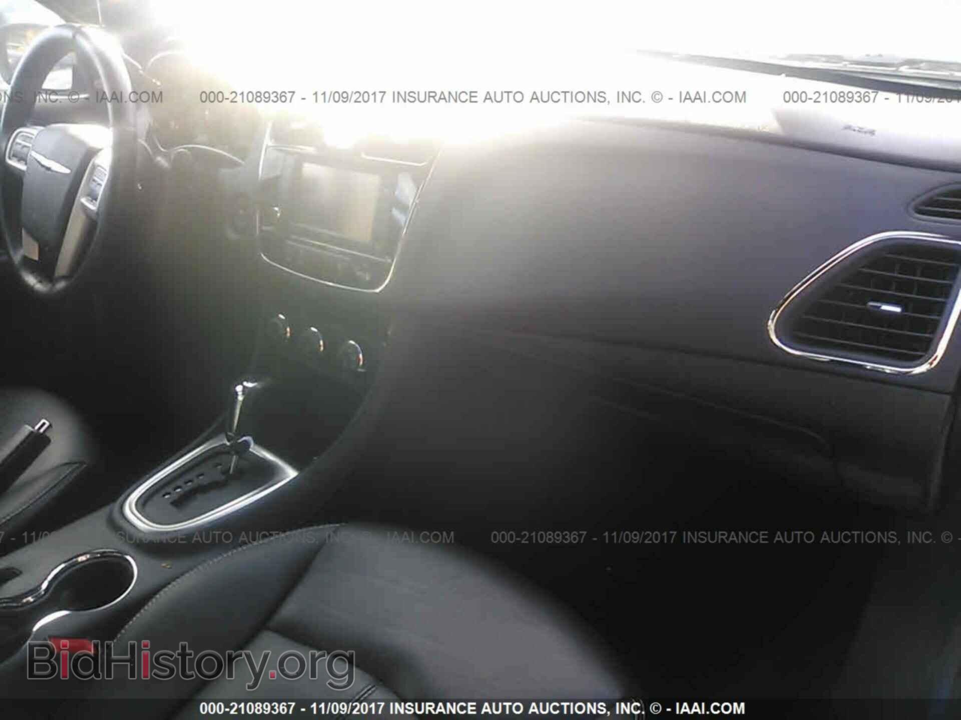 2011 Chrysler 200 - VIN: 1C3BC2FG8BN580110 - Фото 5