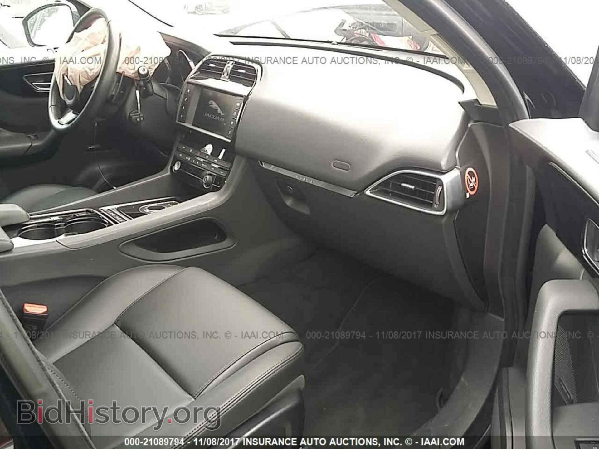2017 Jaguar F-pace - VIN: SADCS2BV6HA061293 - Photo 5