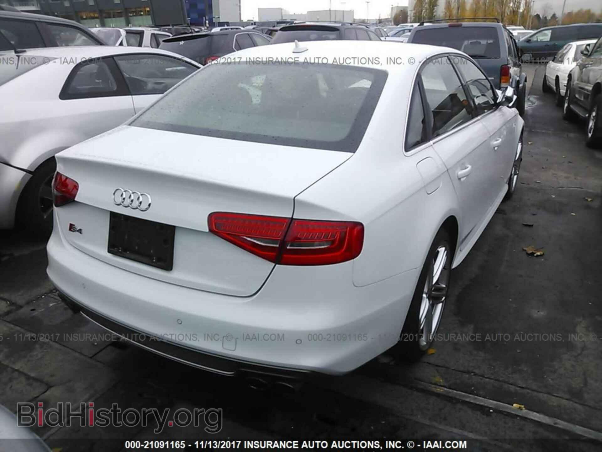 2014 Audi S4 - VIN: WAUKGAFL8EA015825 - Фото 4