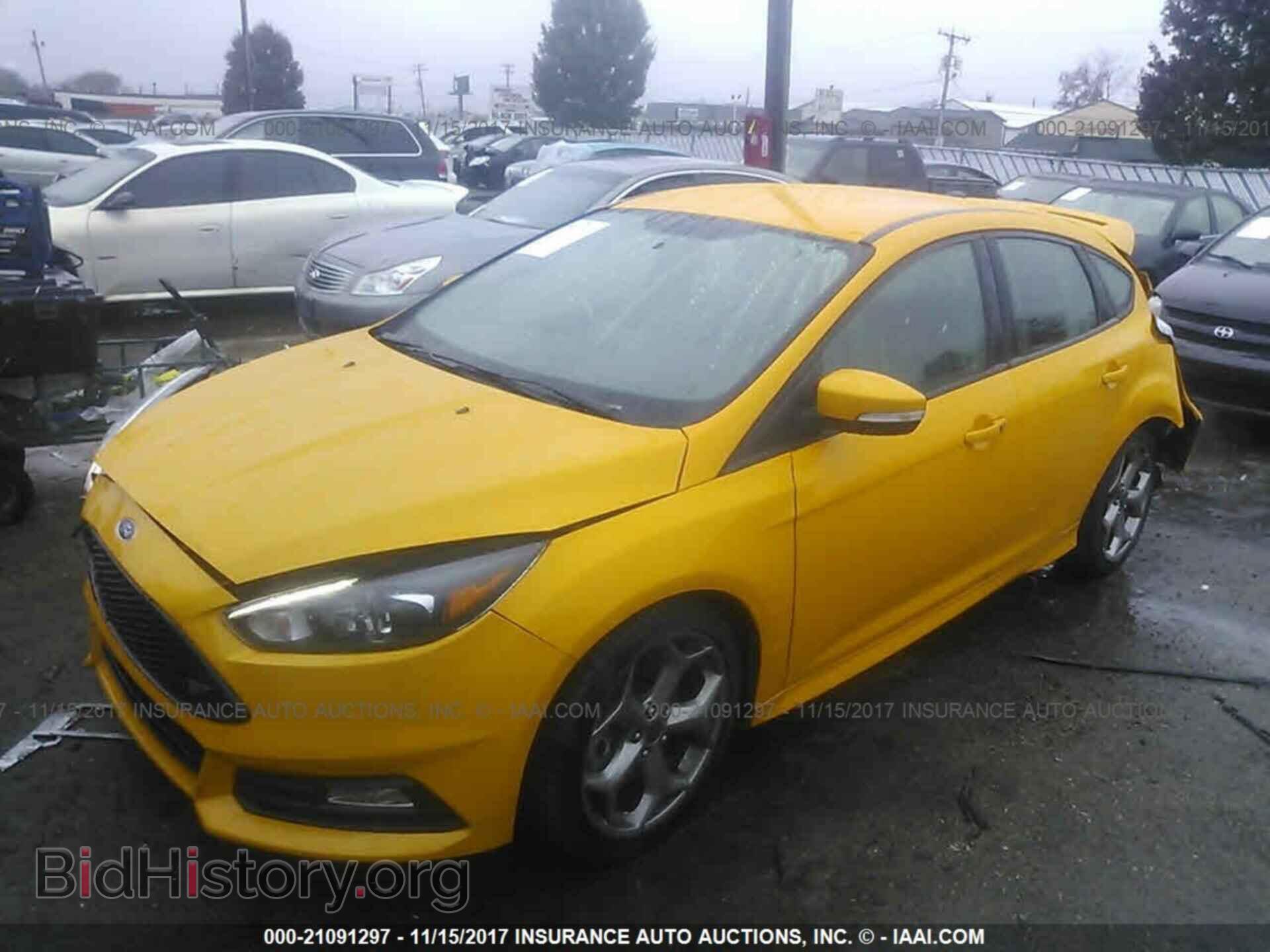 2015 Ford Focus - VIN: 1FADP3L98FL322701 - Фото 2
