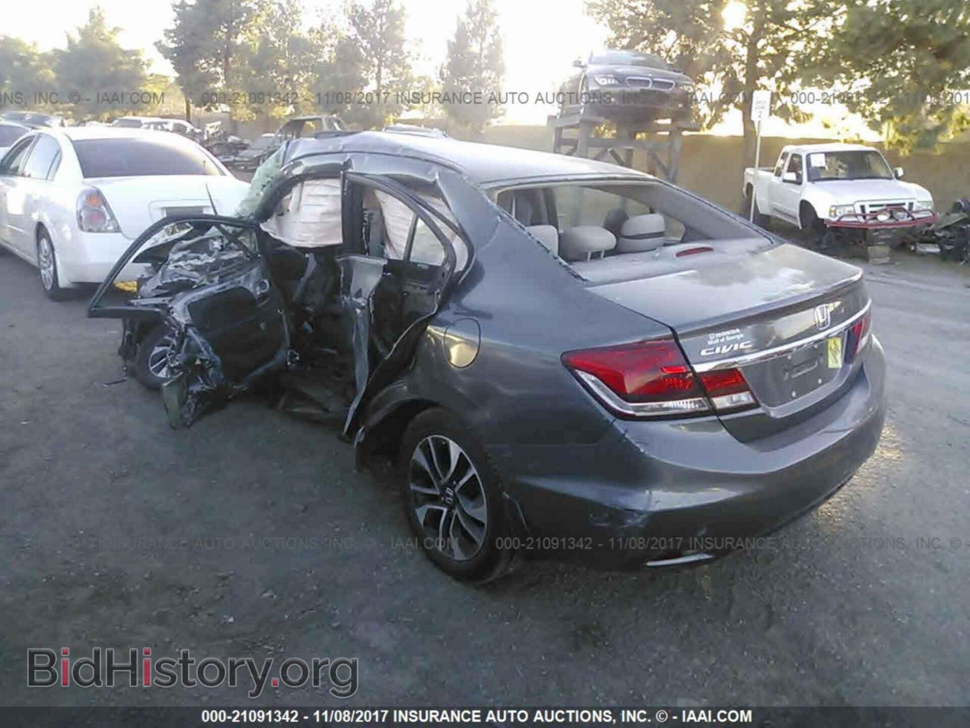 2013 Honda Civic - VIN: 2HGFB2F82DH523066 - Фото 3