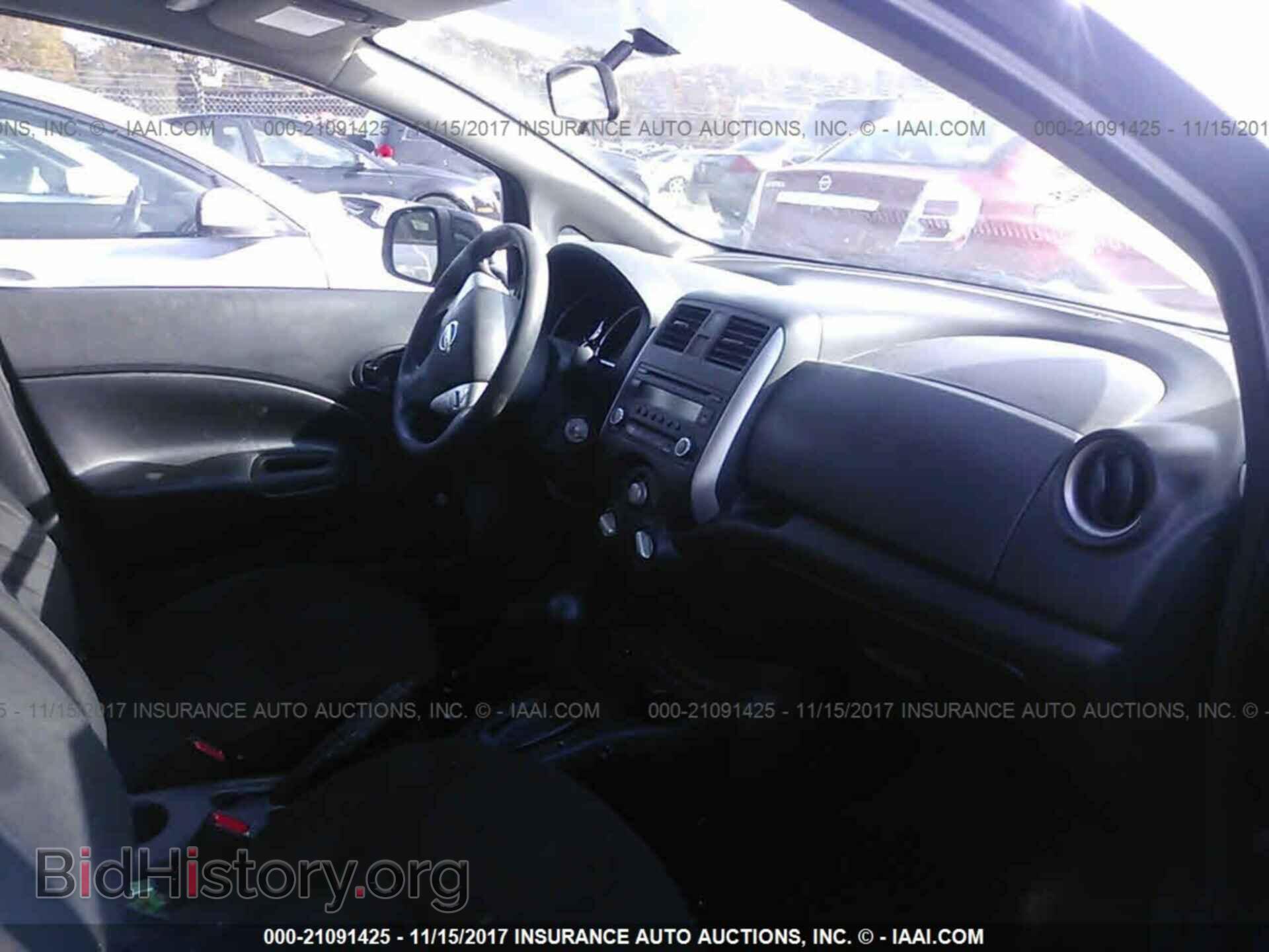 2014 Nissan Versa note - VIN: 3N1CE2CP0EL410653 - Photo 5